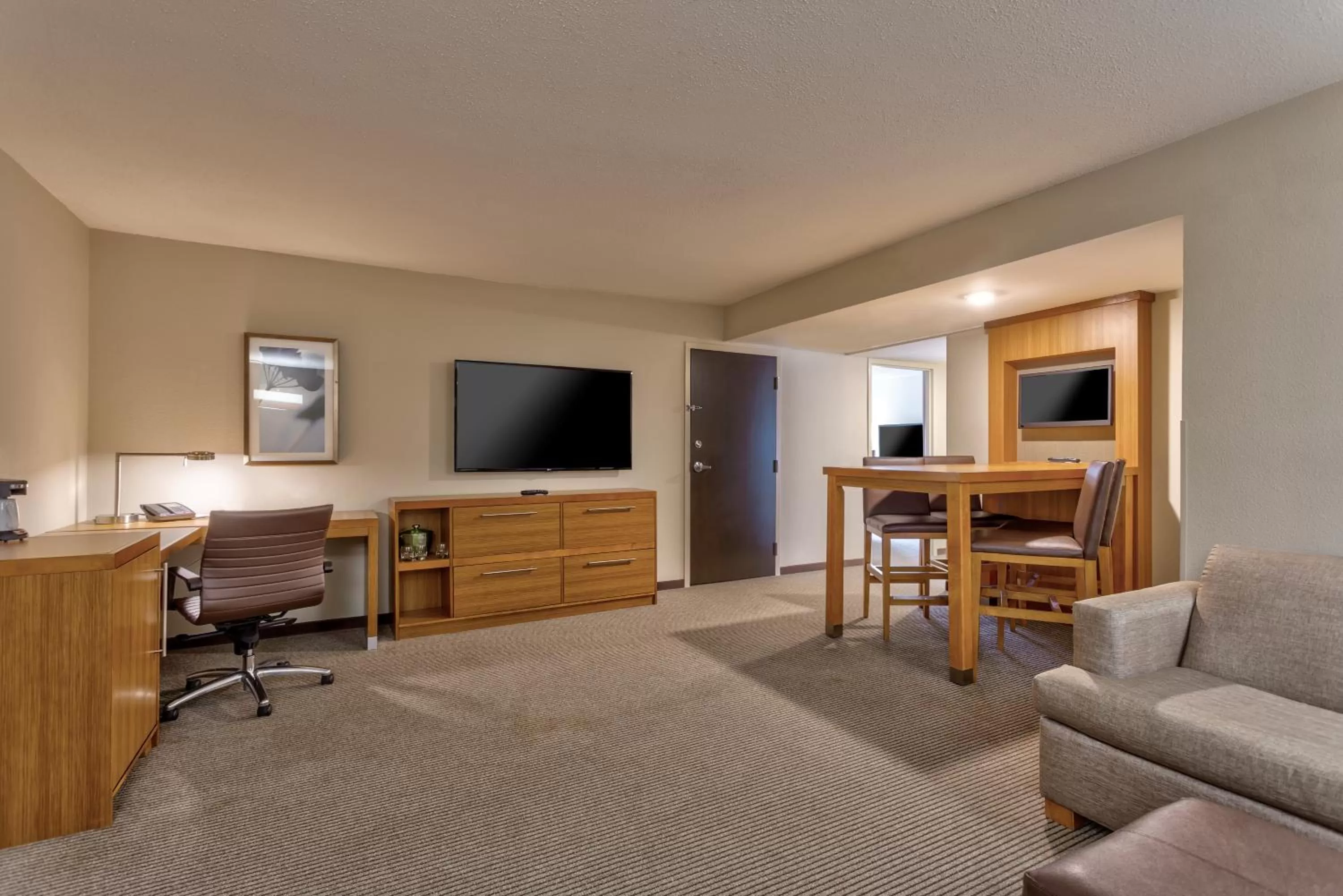 Two-Bedroom Suite in Hyatt Place Minneapolis/Downtown