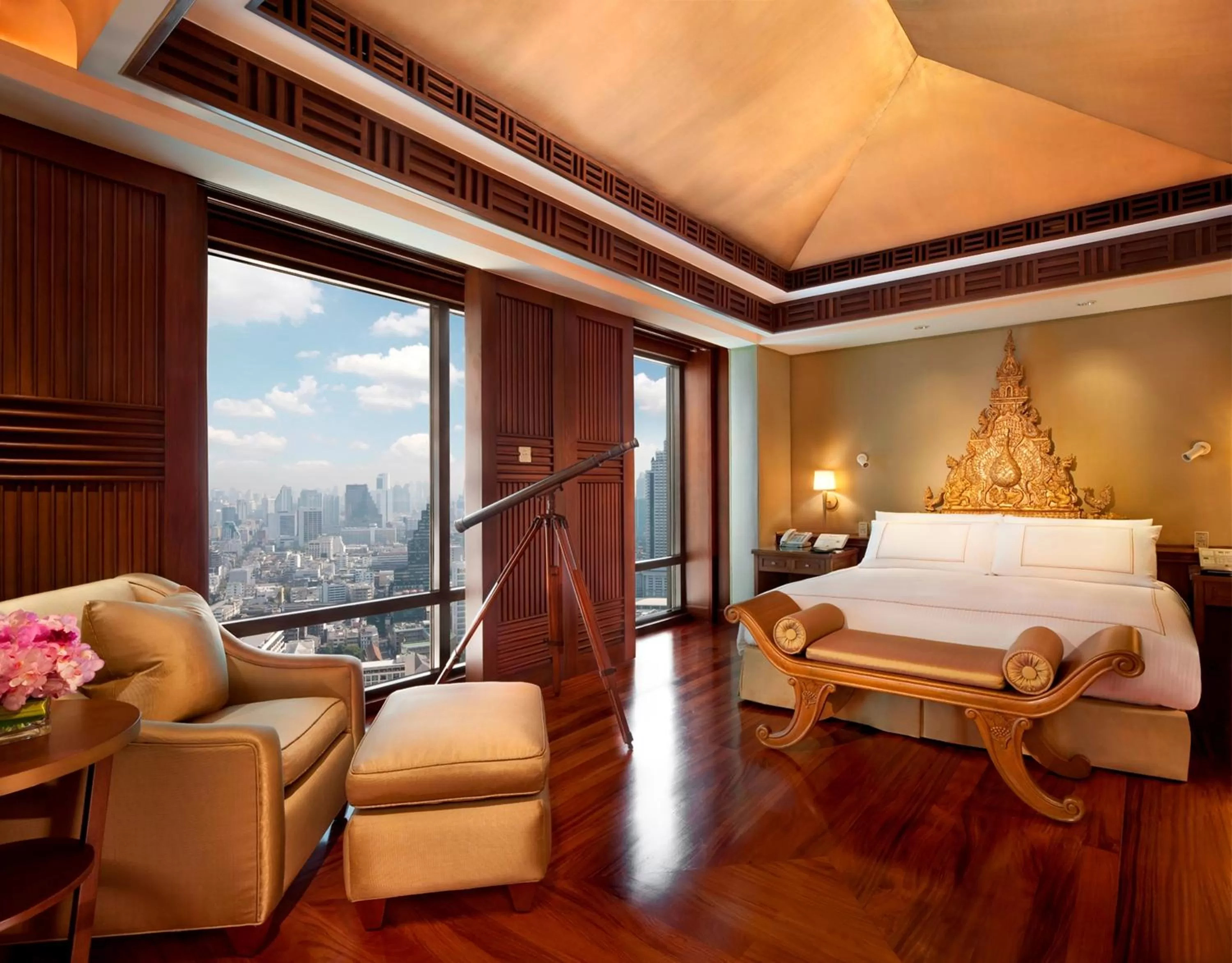 Thai Suite in The Peninsula Bangkok