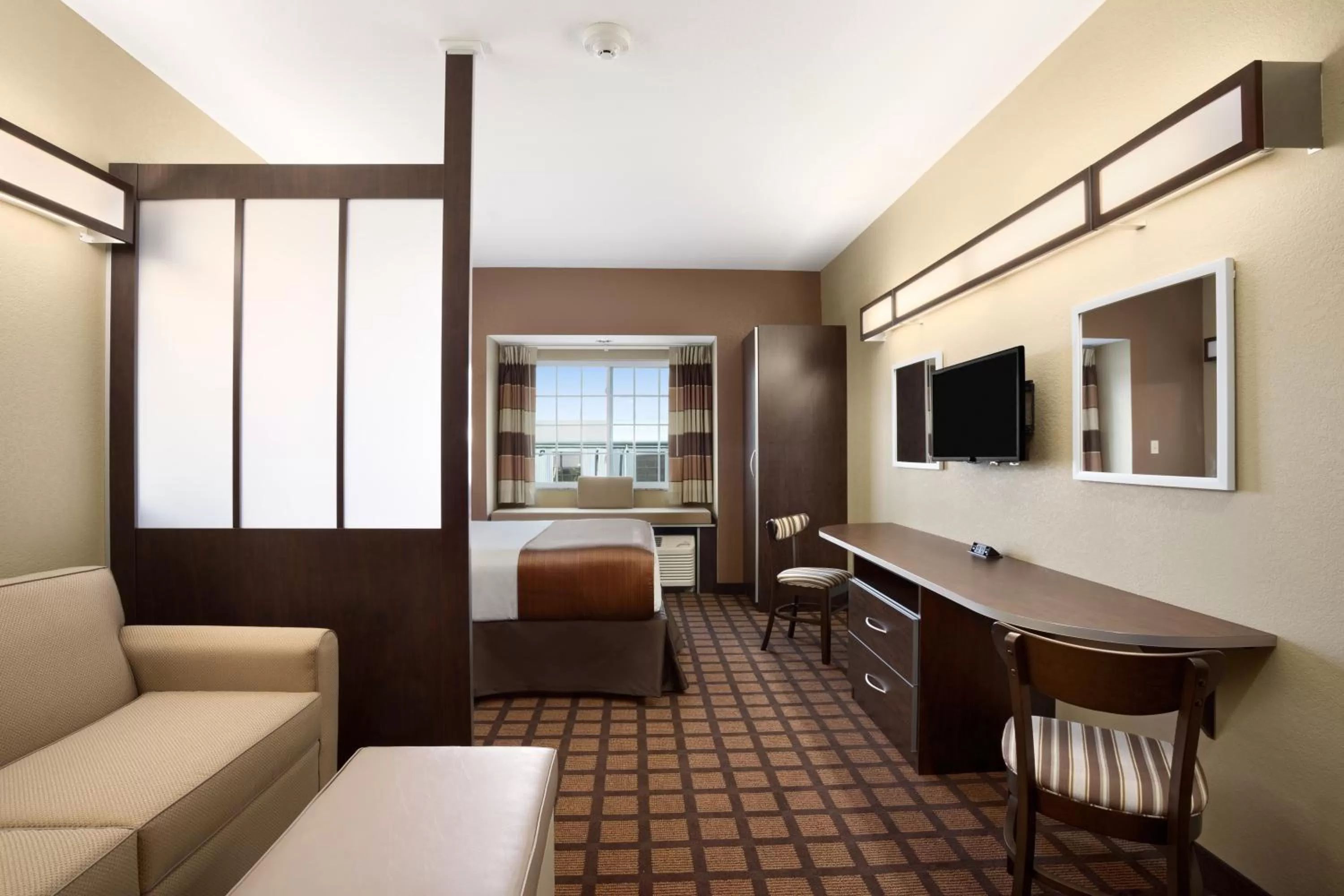 Queen Suite - Non-Smoking in Microtel Inn and Suites Carrollton