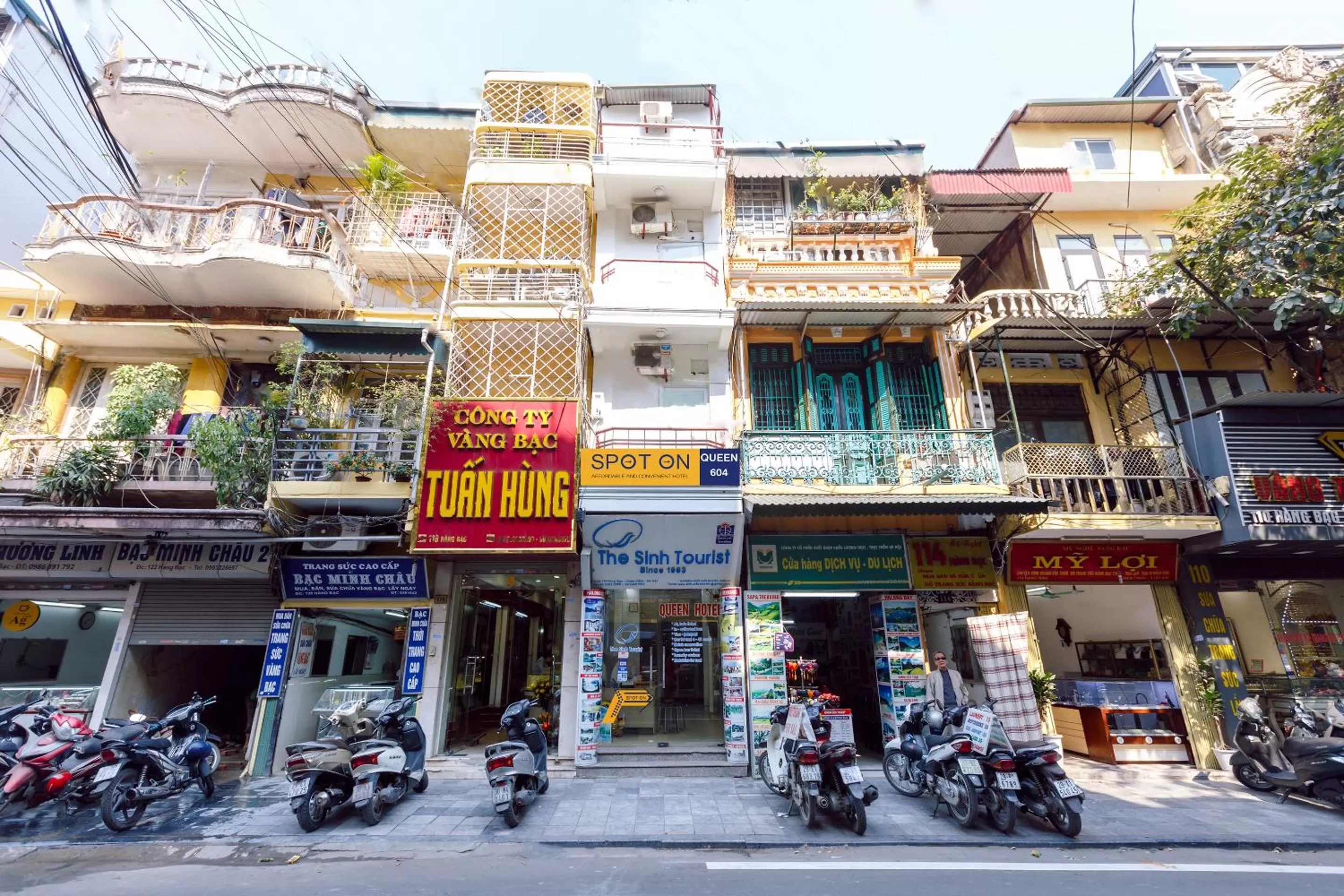 OYO 604 Queen Hotel spot-on