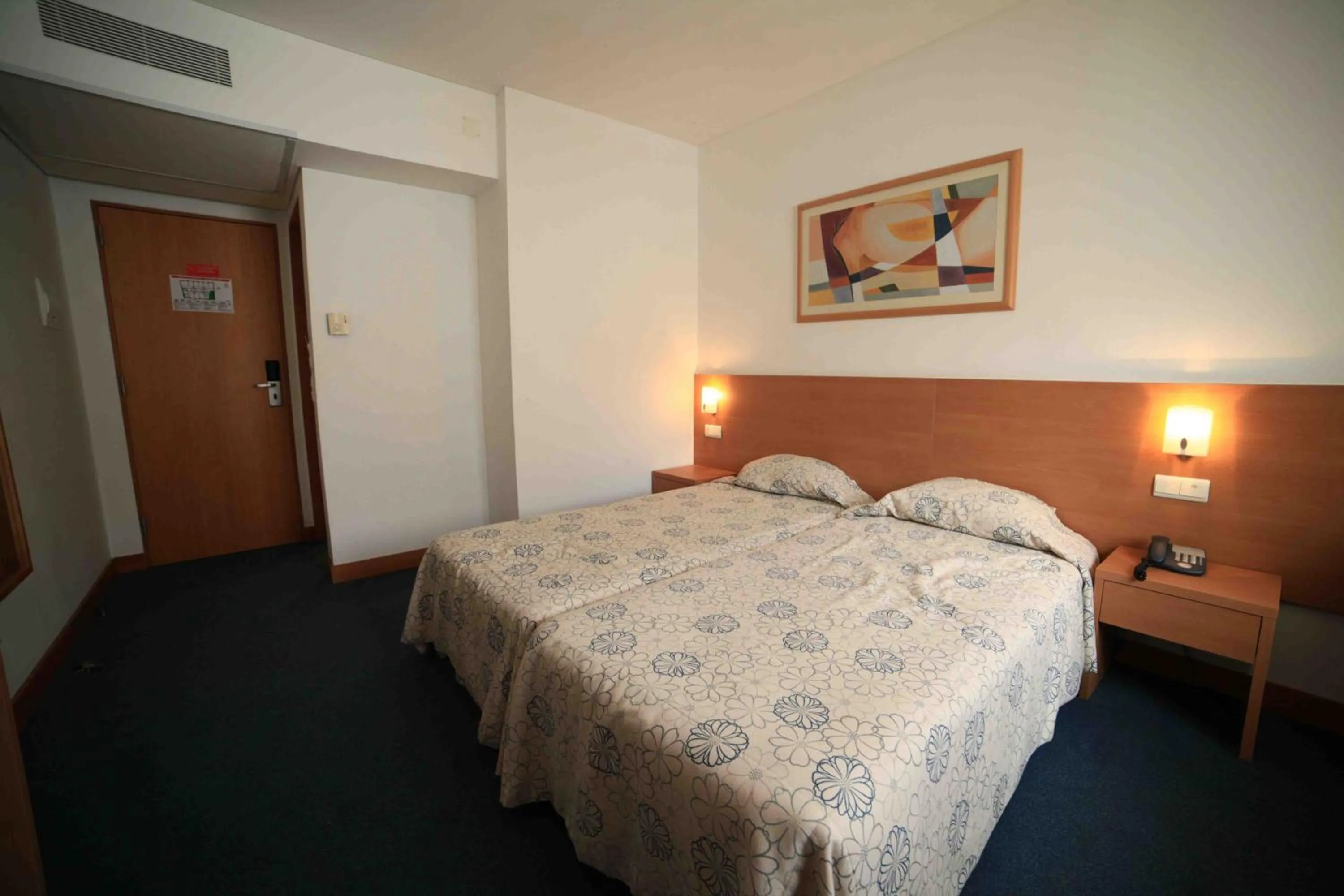 Twin Room - single occupancy in Hotel Matriz