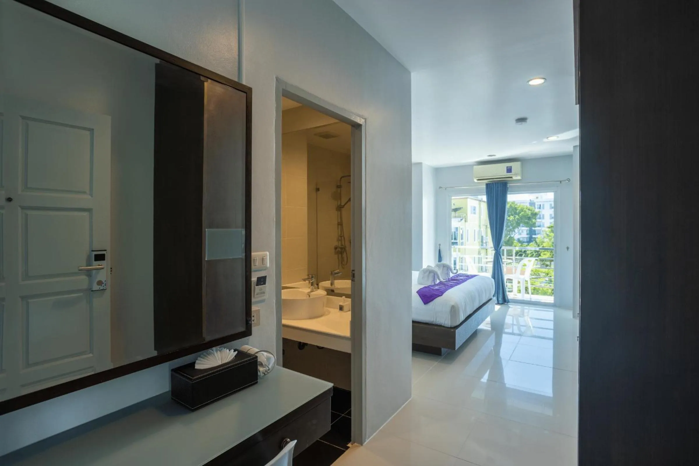 King Room with Balcony - single occupancy in The Great @Patong Hotel