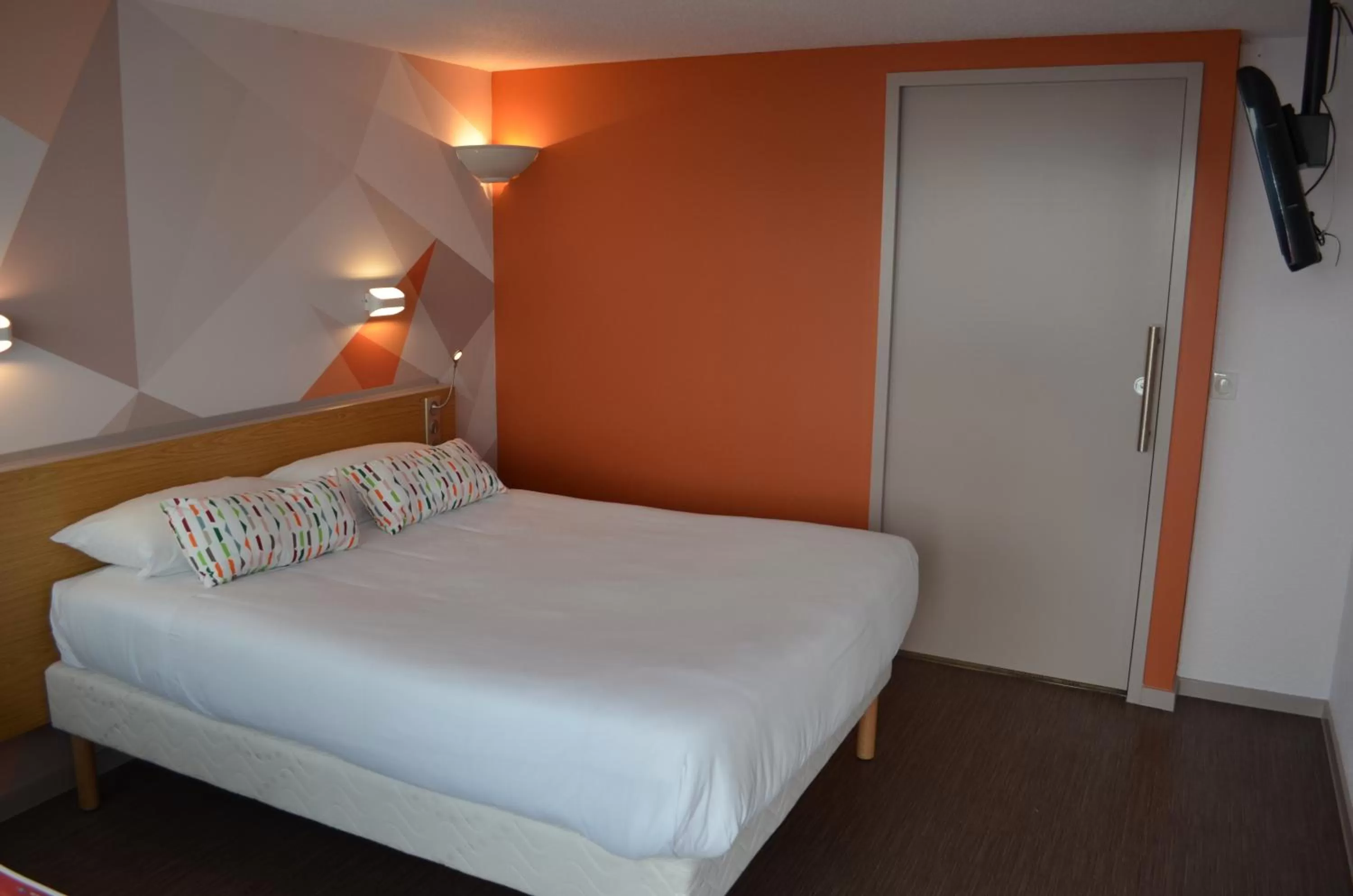 Superior Double or Twin Room in initial by balladins La Roche-sur-Yon