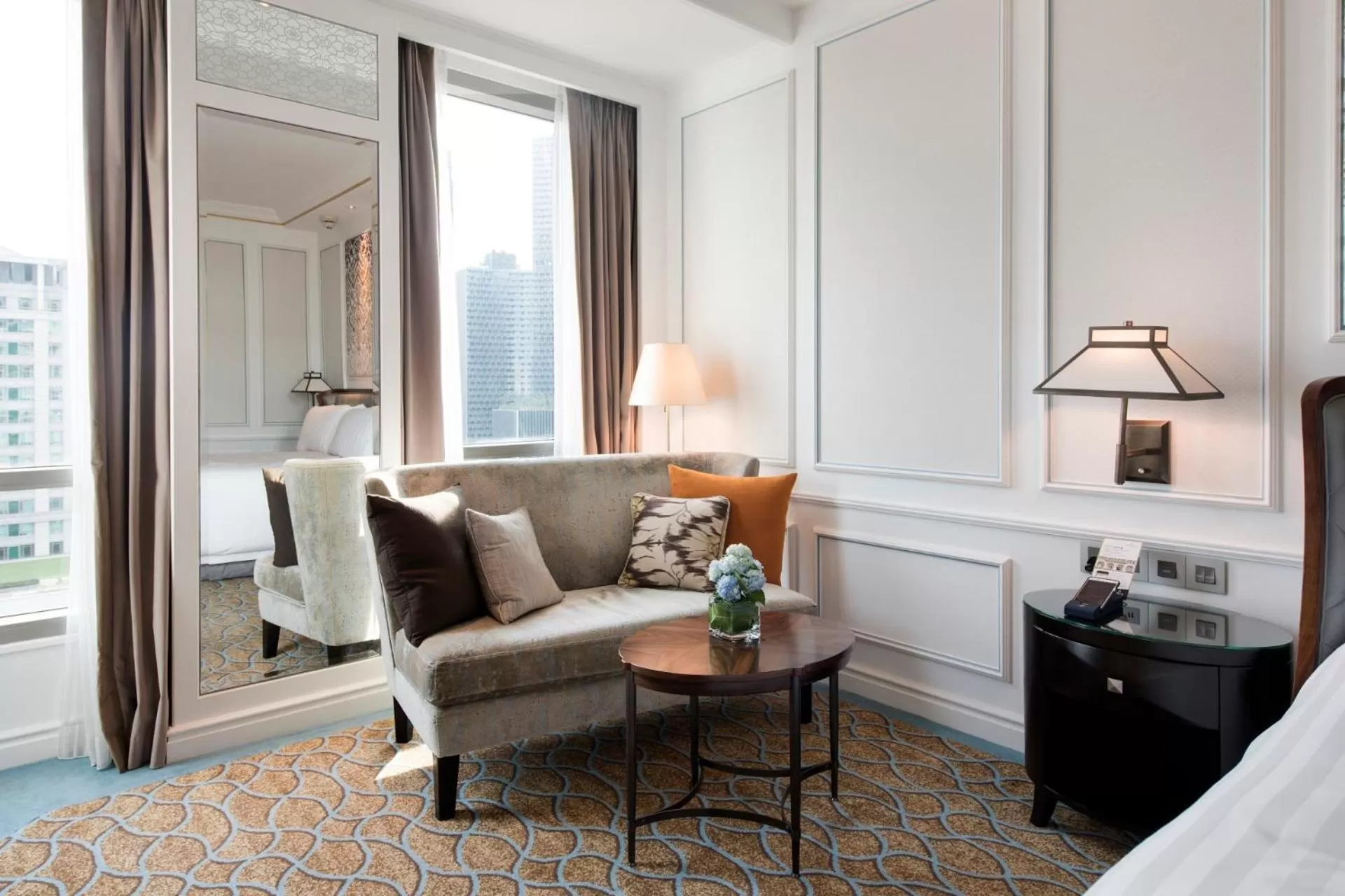 Junior King Suite - Club Lounge Access in InterContinental Singapore by IHG