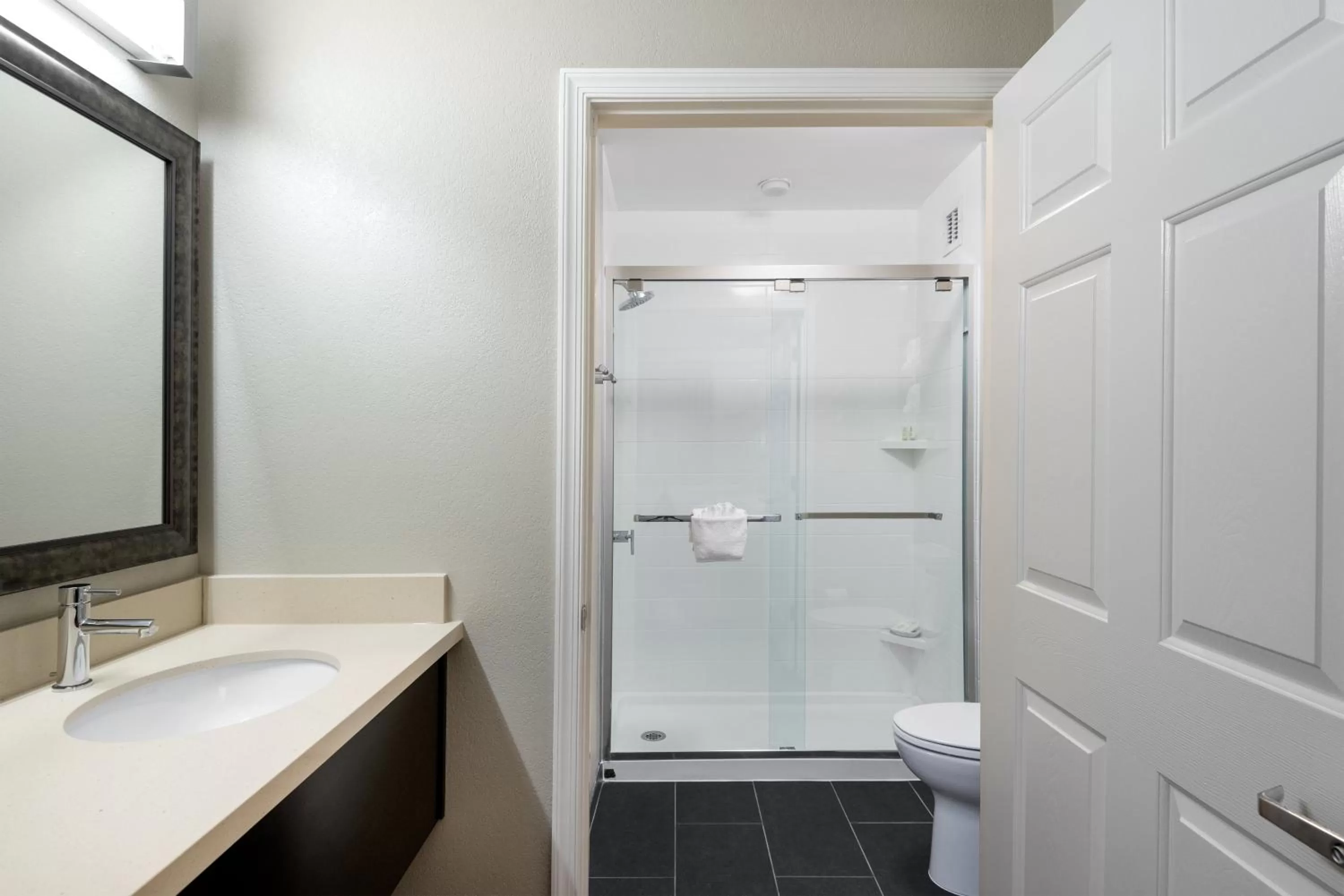 One-Bedroom Suite with Two Full Beds - Non-Smoking in Staybridge Suites Chantilly Dulles Airport by IHG