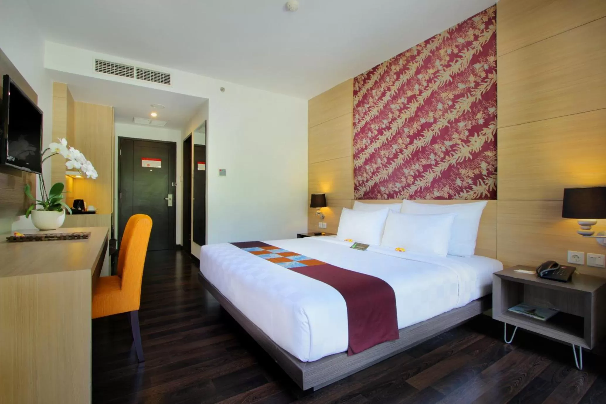 Deluxe Double or Twin Room in b Hotel Bali & Spa