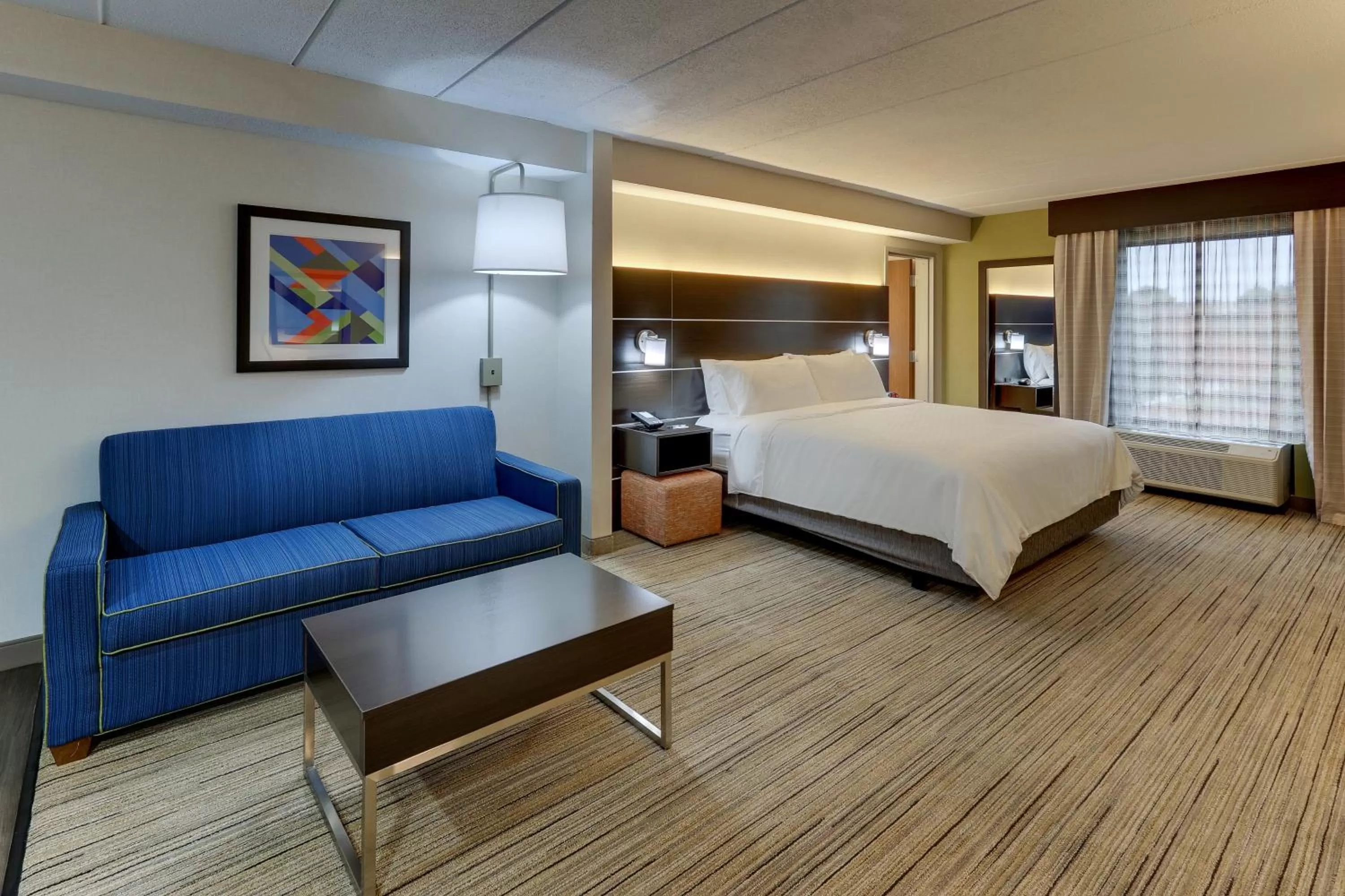 King Suite in Holiday Inn Express & Suites Troy by IHG