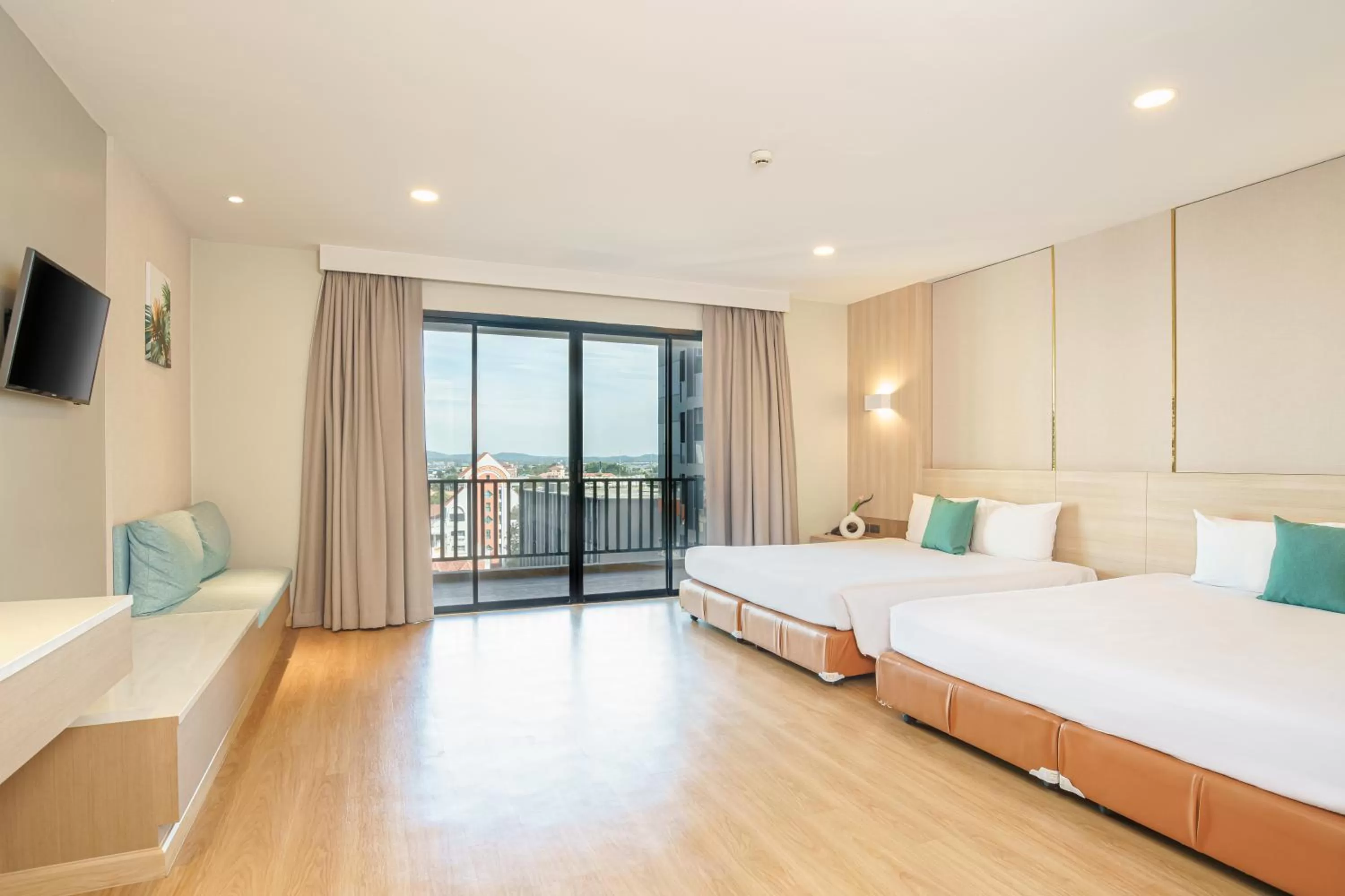 Deluxe Double Room in Mike Garden Resort - SHA EXTAR PLUS