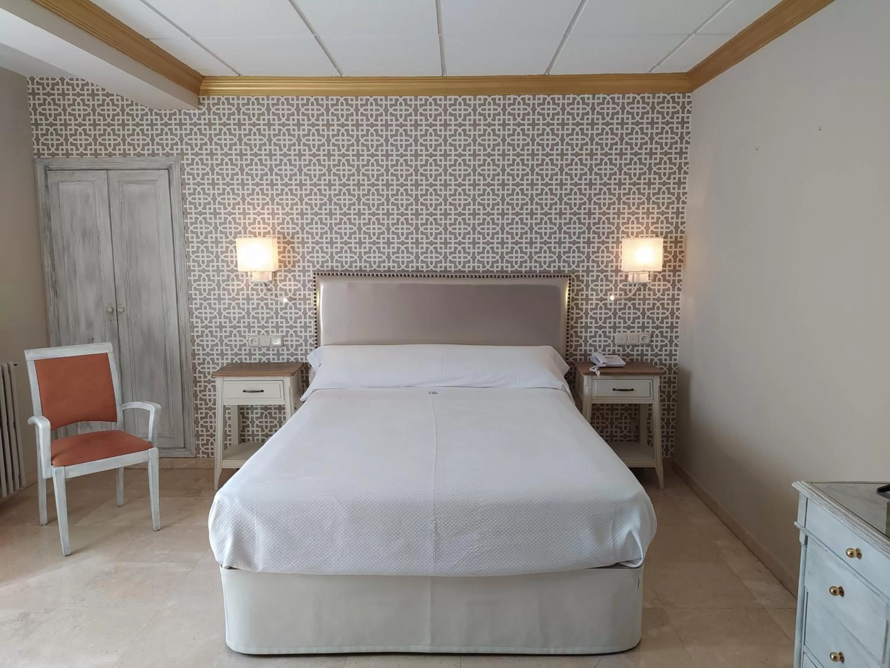 Hotel Sacromonte