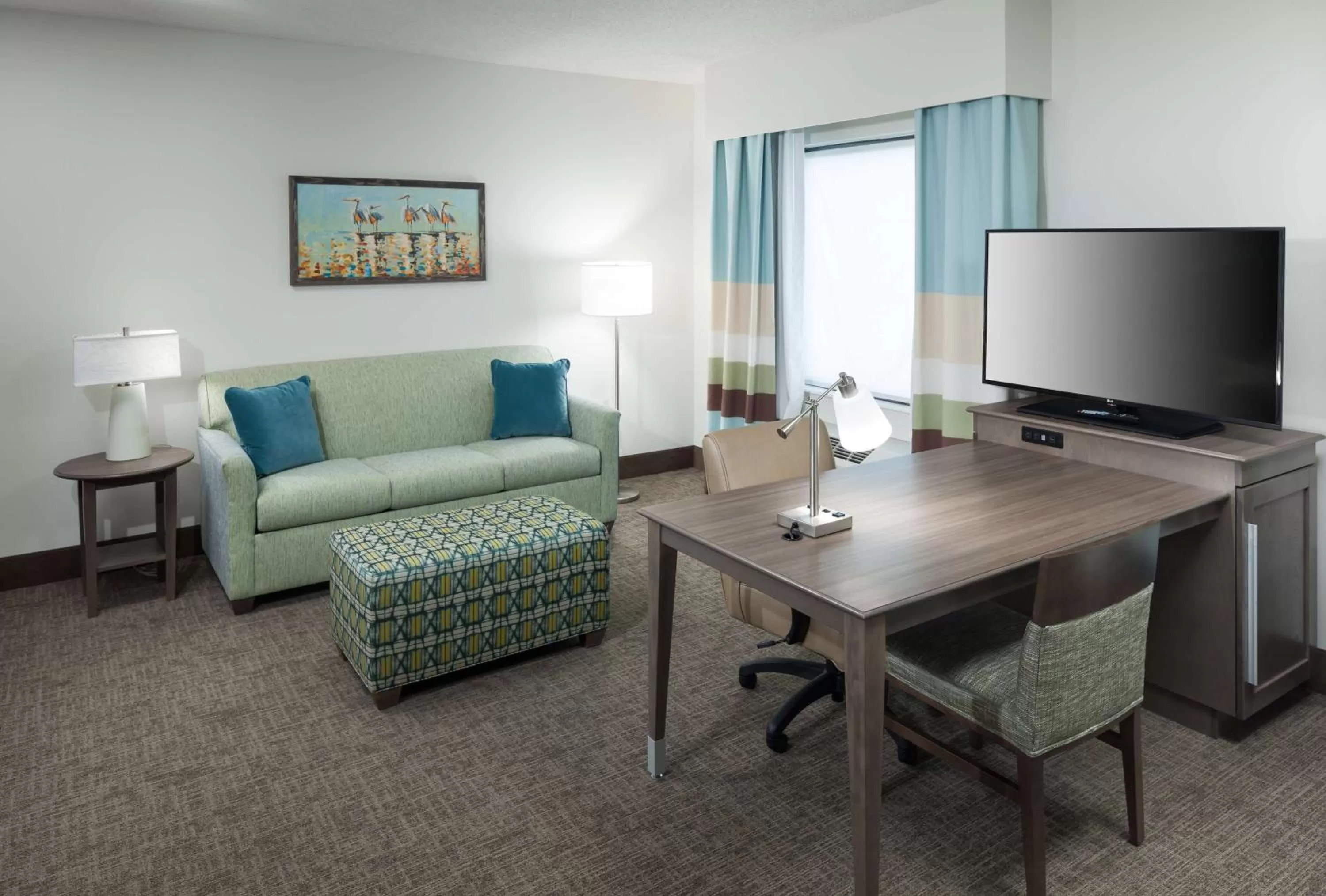 Executive King Suite - Non-Smoking City View in Hampton Inn & Suites by Hilton Carolina Beach Oceanfront