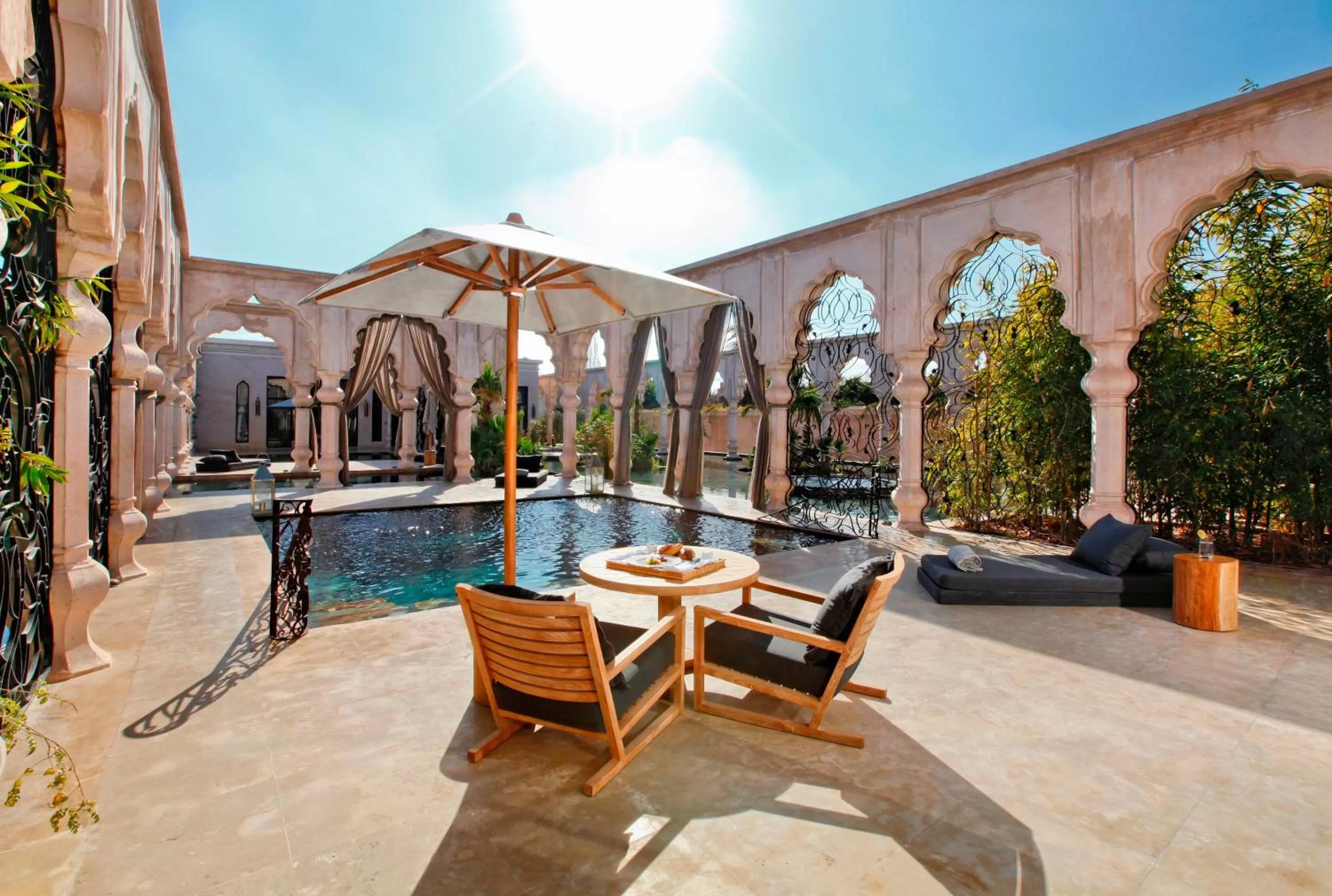 Swimming pool in Palais Namaskar