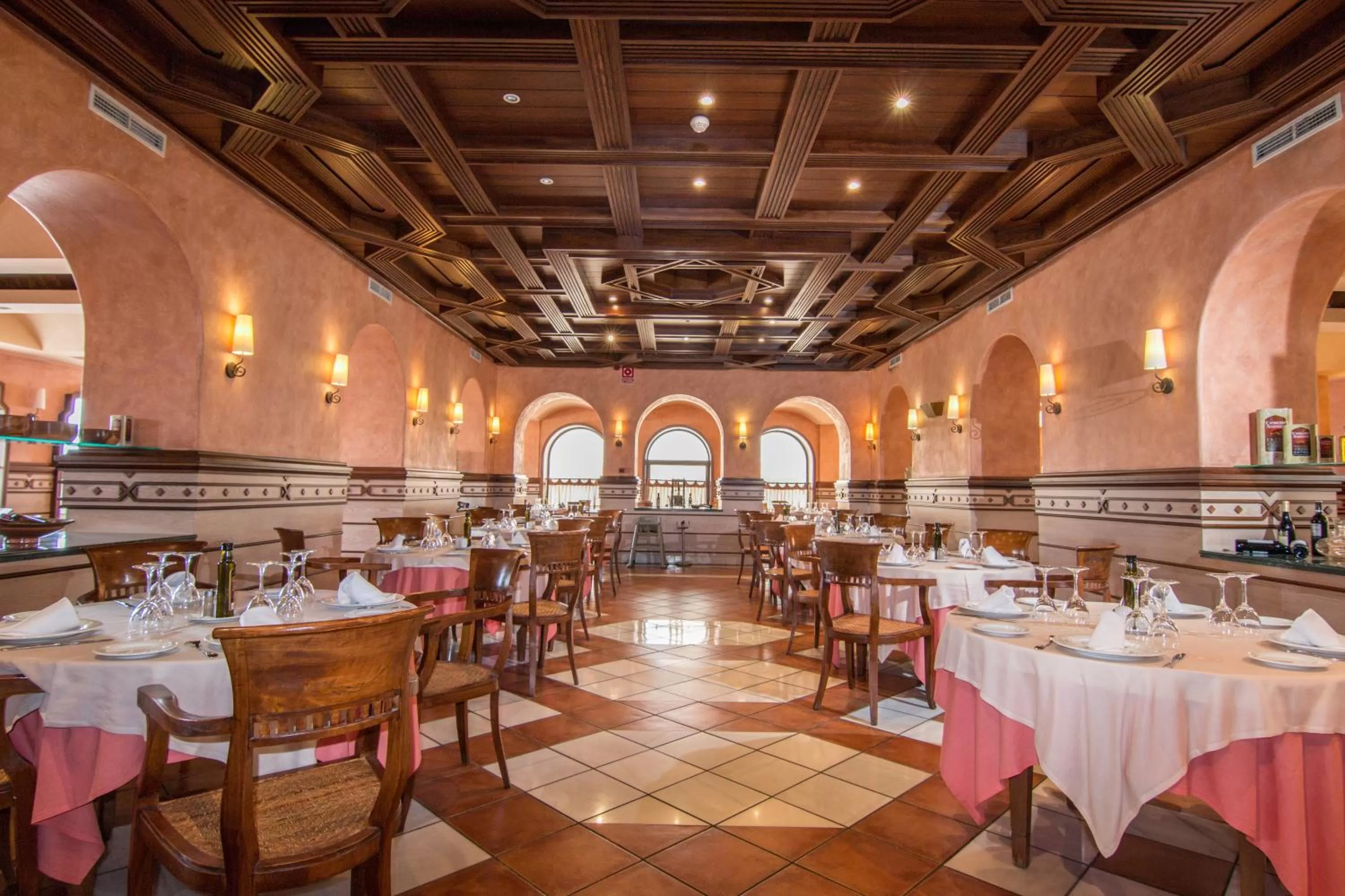 Restaurant/places to eat in Hotel Abades Guadix