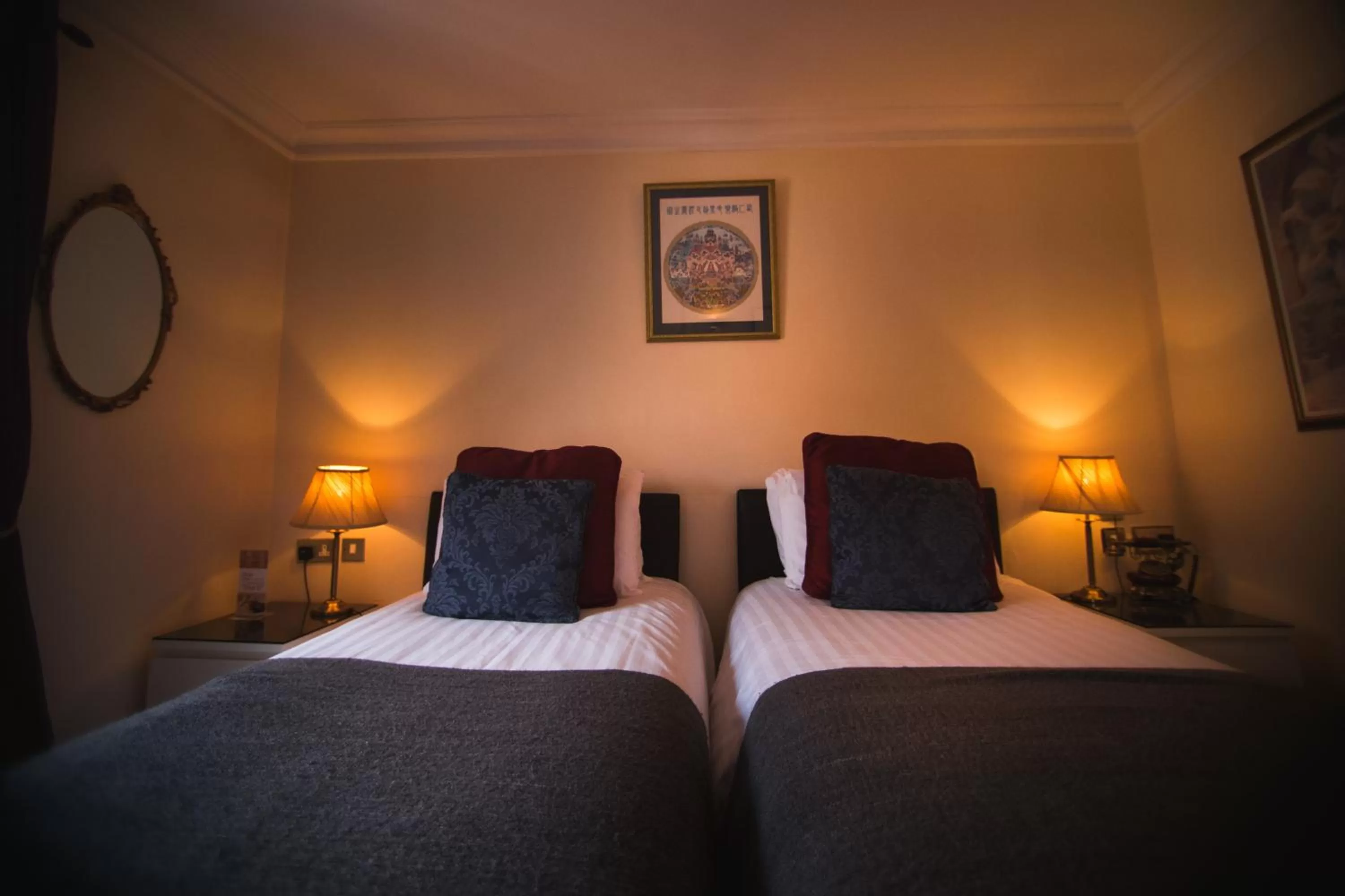 Twin Room in Dublin Citi Hotel of Temple Bar