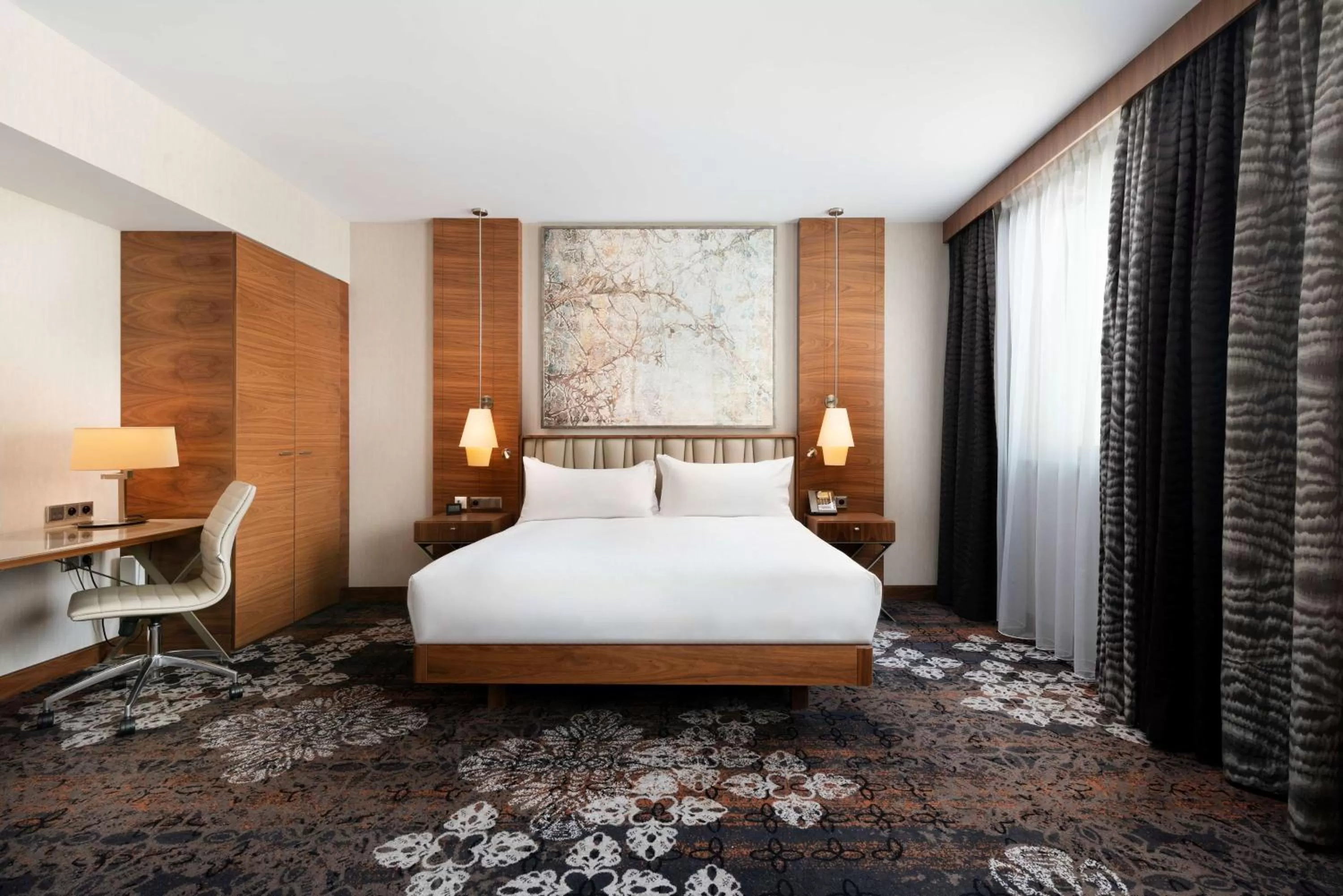 King Room - Mobility Access in DoubleTree by Hilton Krakow Hotel & Convention Center