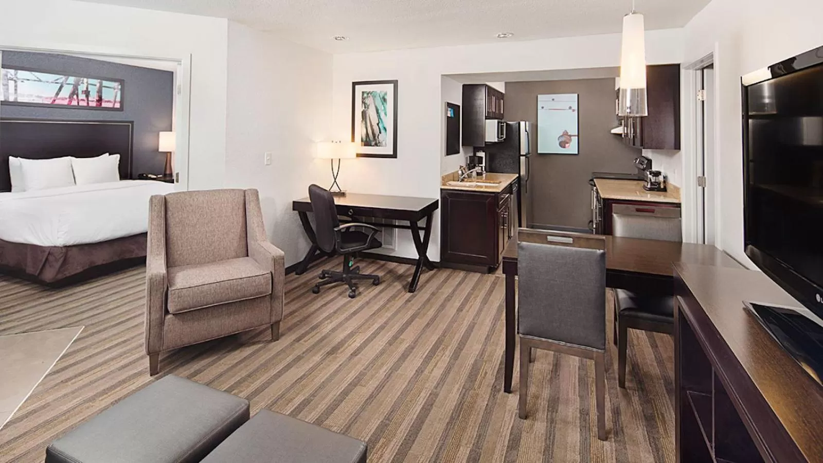 Two-Bedroom Suite in Hyatt House Mount Laurel