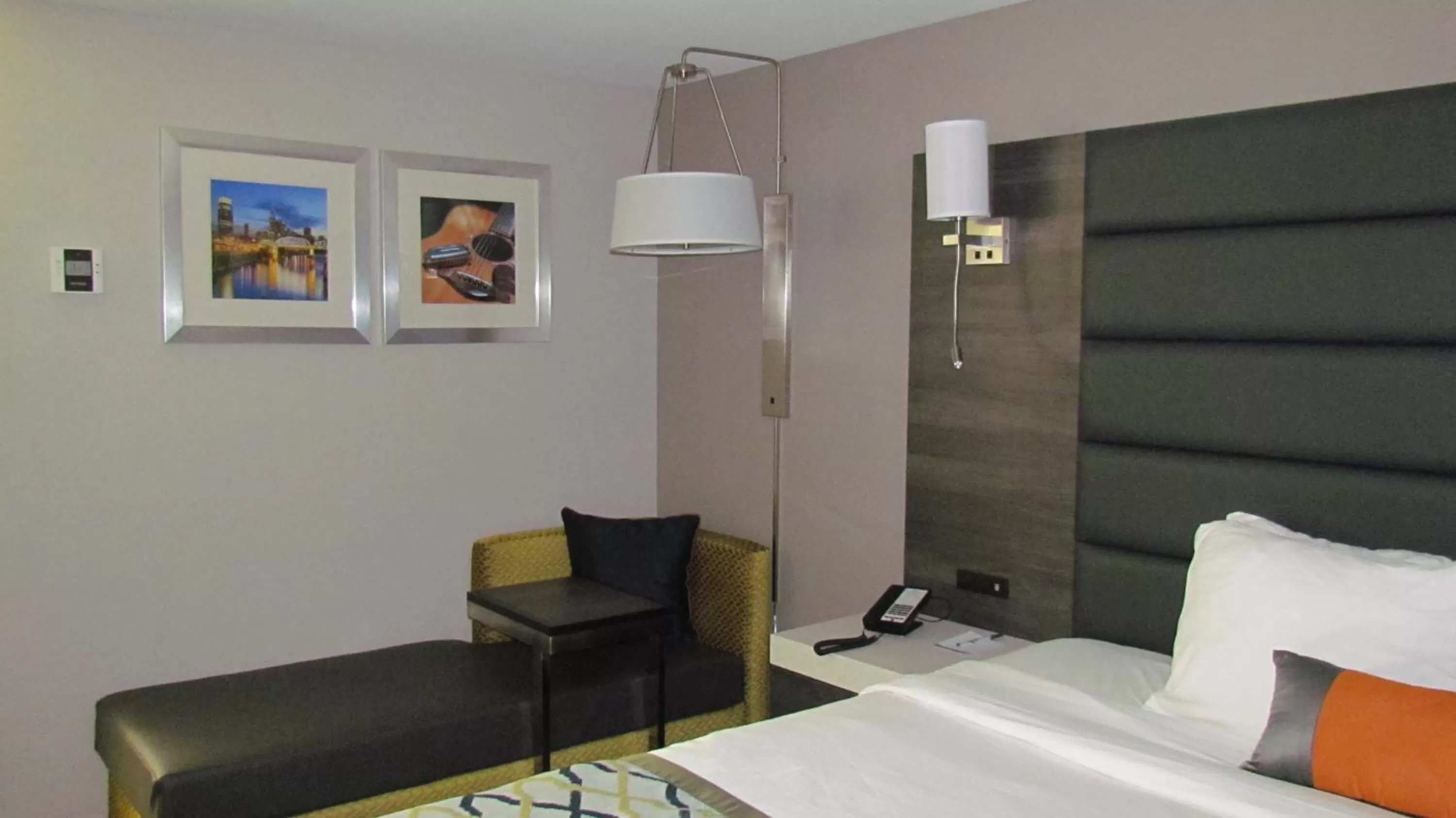 King Room - Disability Access - Non-Smoking in Baymont by Wyndham Murfreesboro