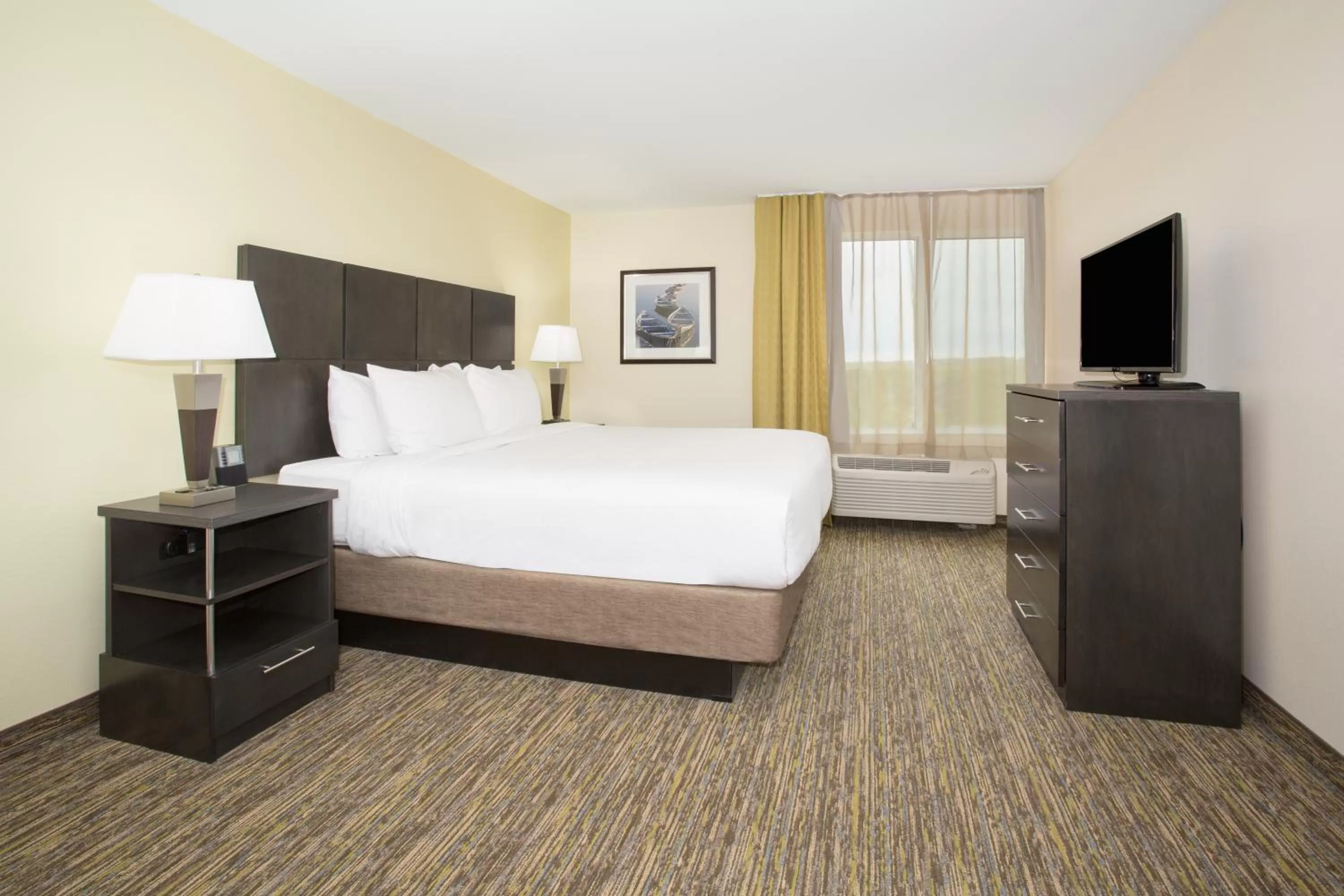 One-Bedroom King Suite in Candlewood Suites Longmont - Boulder Area by IHG