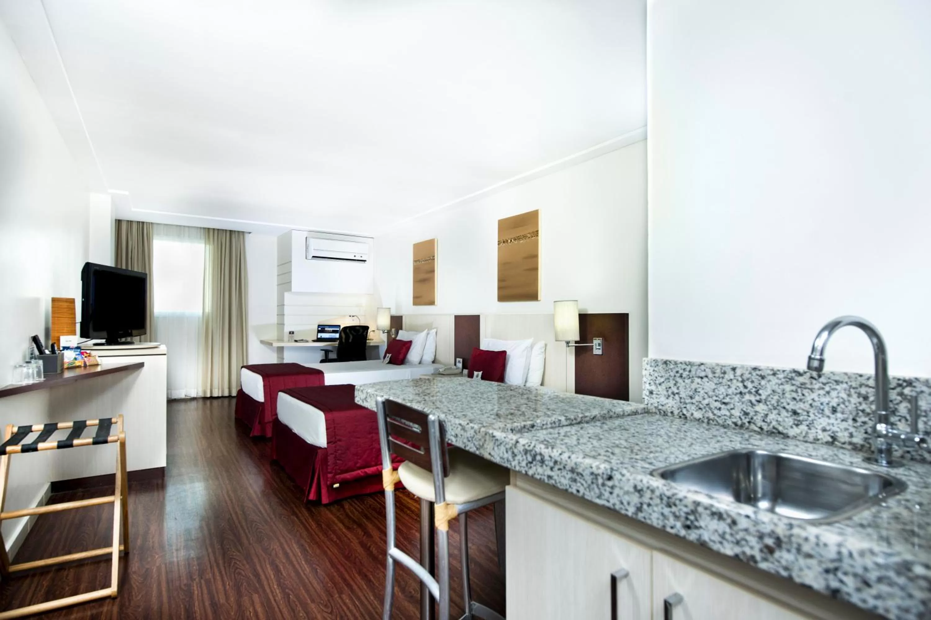 Queen Suite in Comfort Suites Macaé