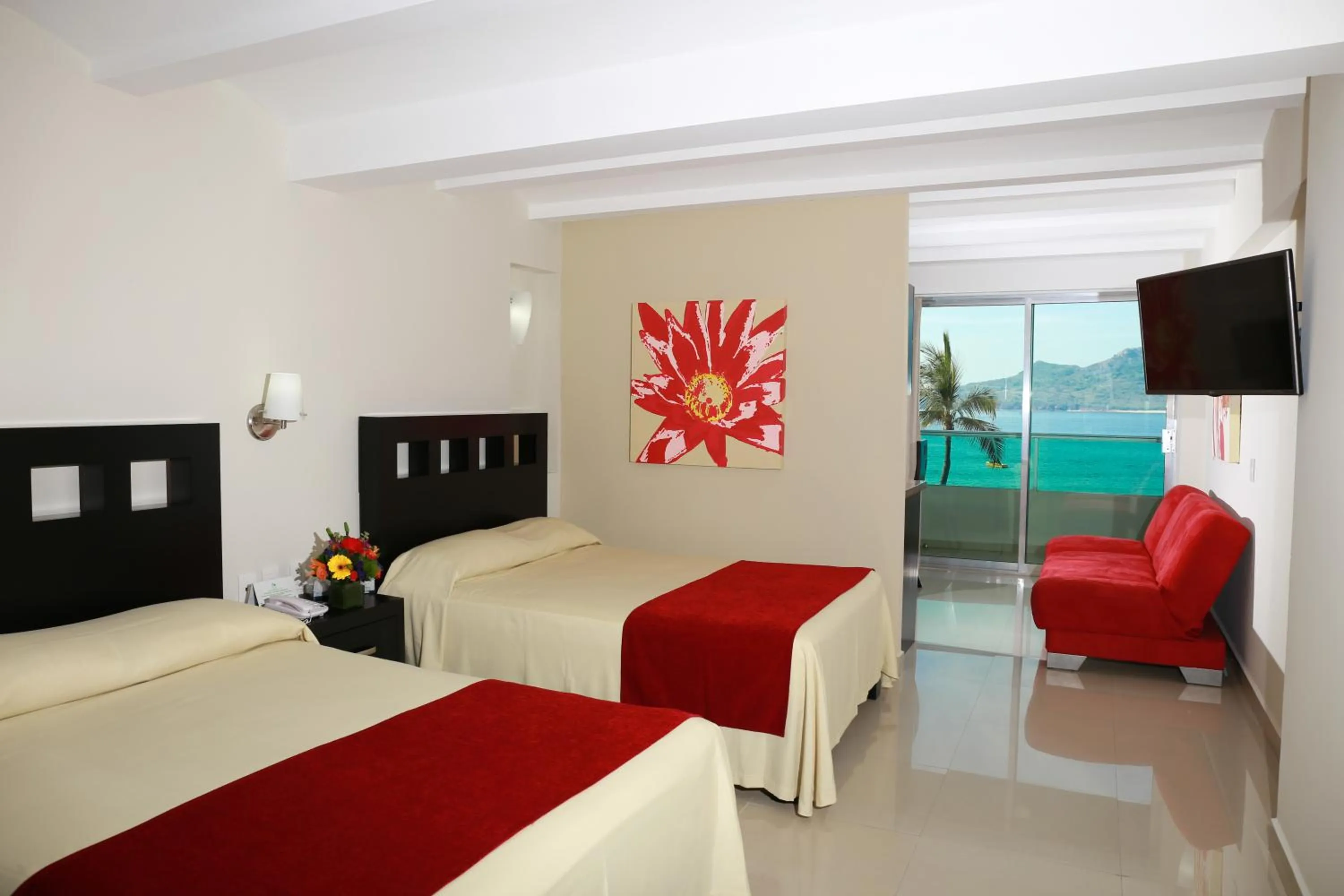 Junior Suite with Kitchenette and Sea View in Las Flores Beach Resort