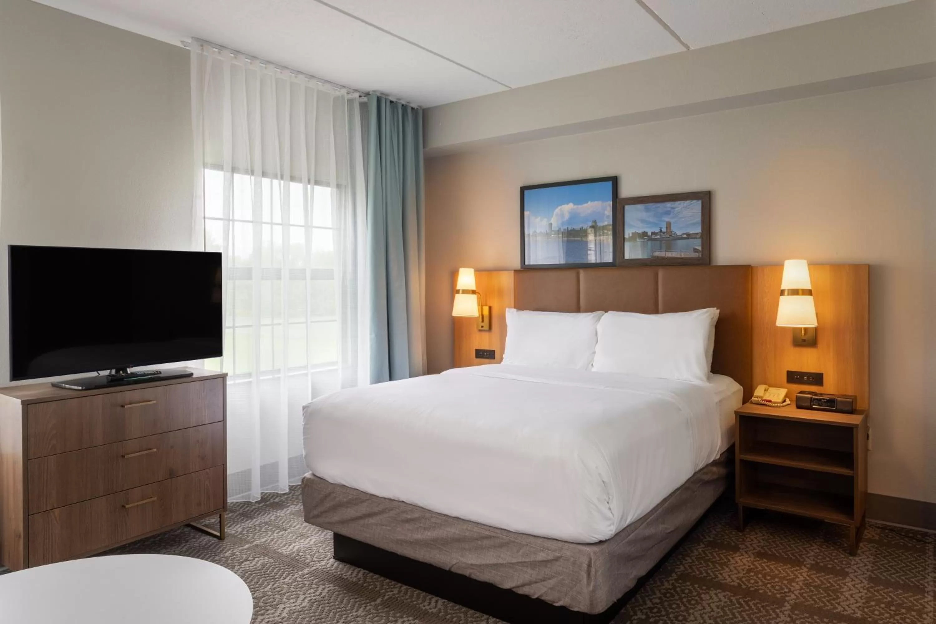 Queen Studio in Staybridge Suites Buffalo, an IHG Hotel