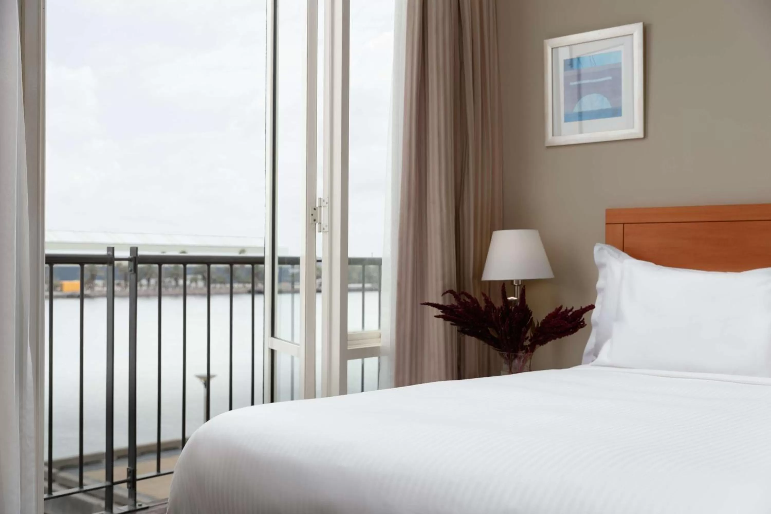 King Harborside Balcony Suite in Rydges Newcastle