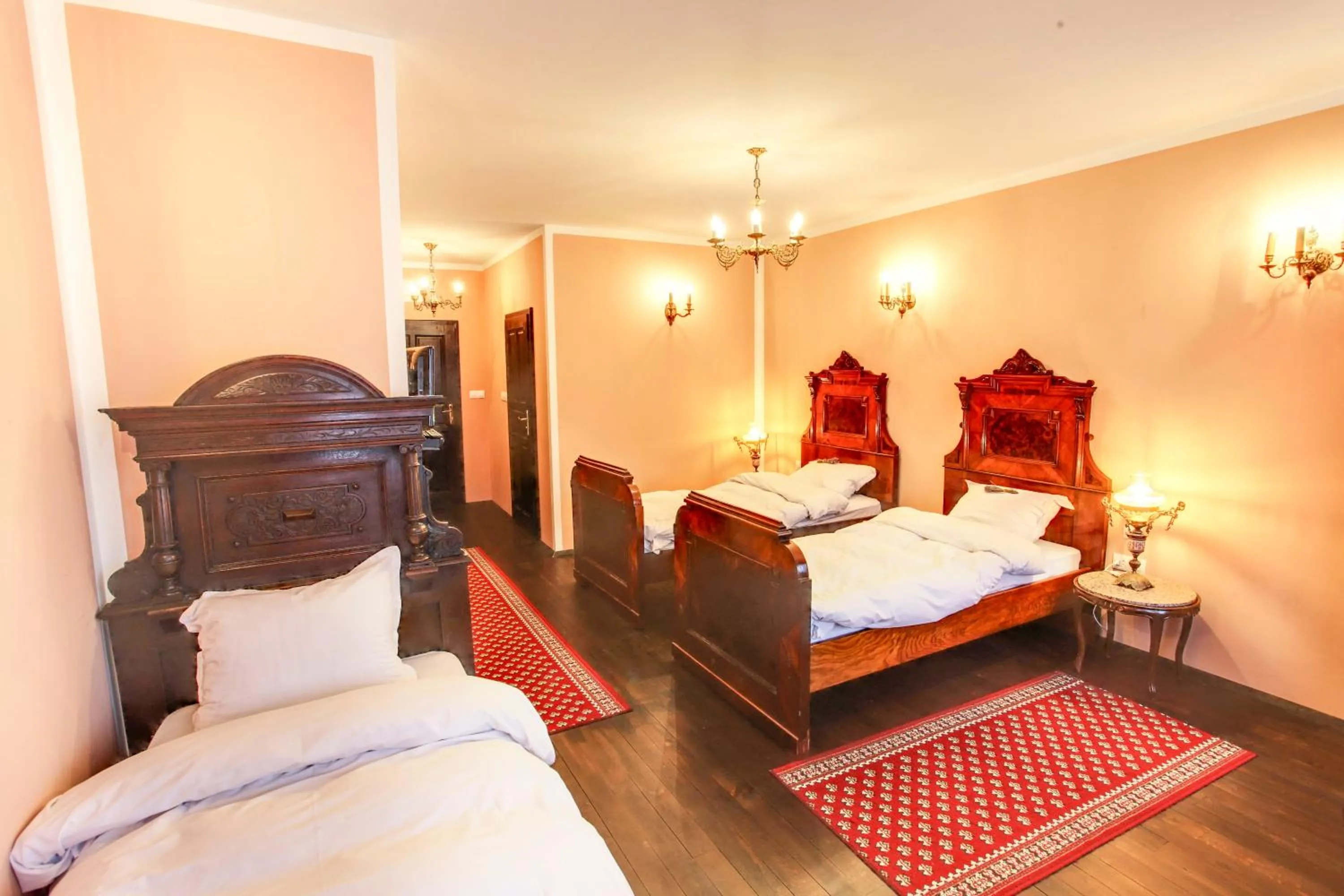 Bed in Hotel Evmolpia