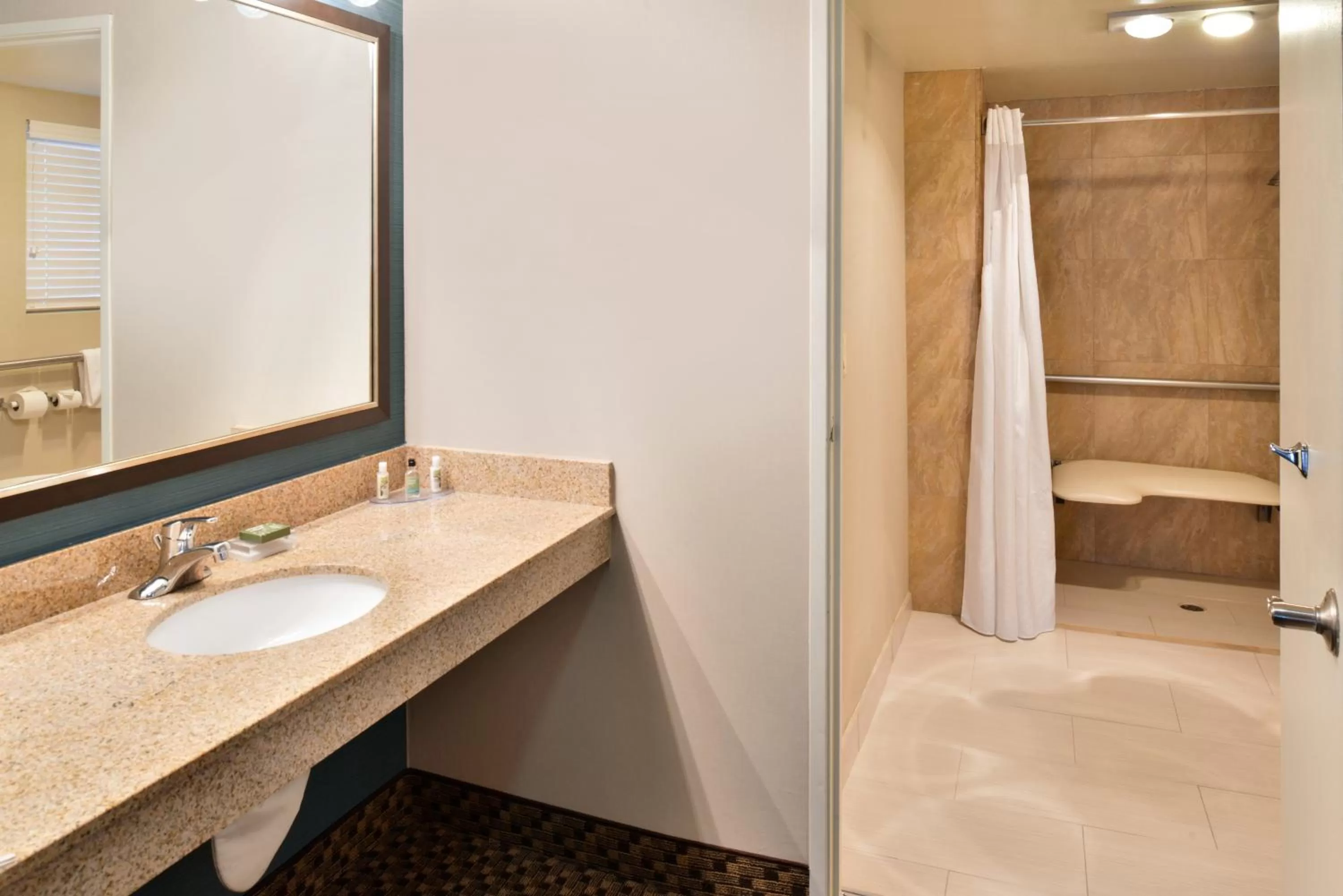 King Room with Roll-In Shower - Disability Access in Best Western PLUS La Mesa San Diego