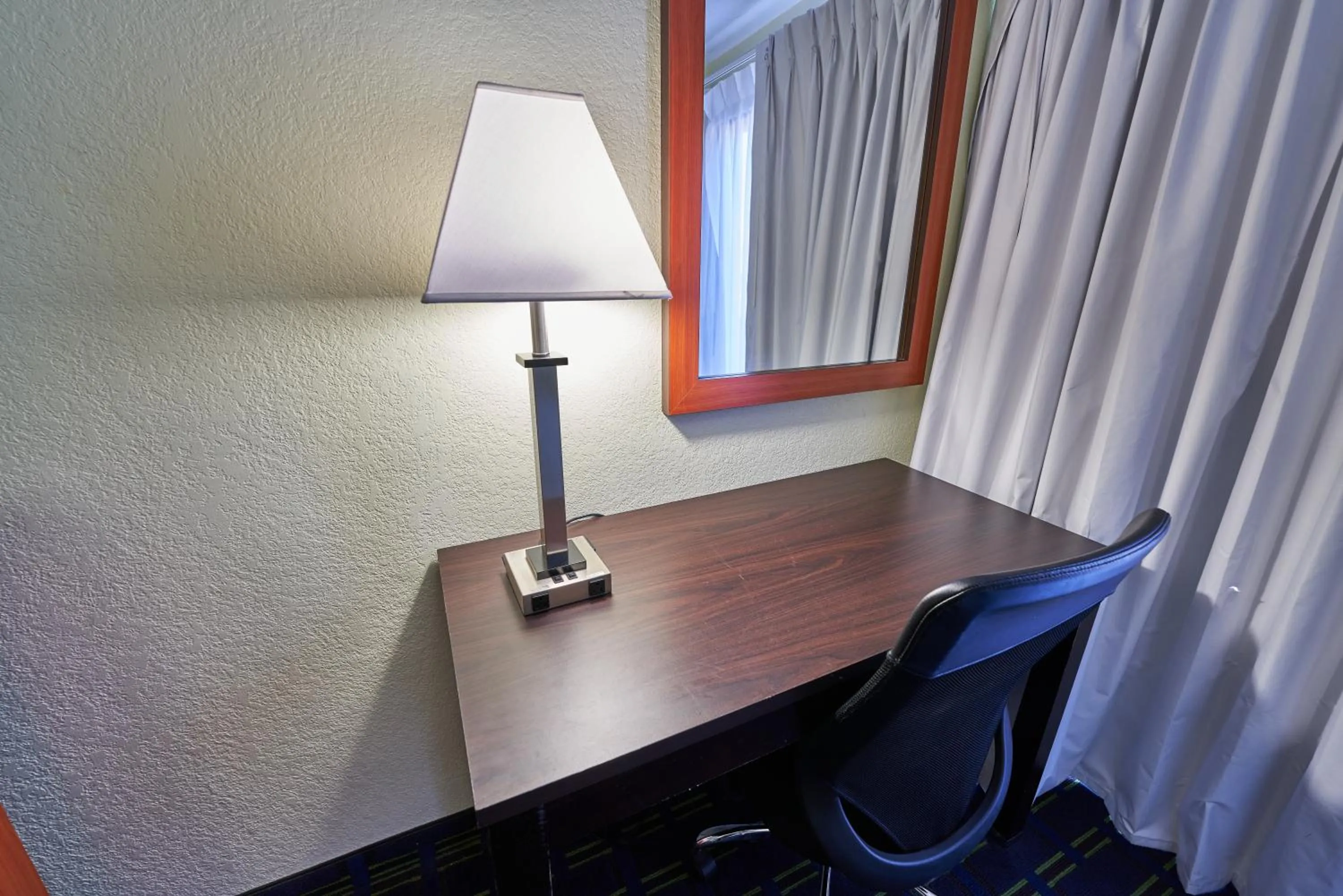 Standard King Room with Sofa Courtyard/Pool Access Smoke Free in The Mariner Resort Cape Cod by The Red Collection