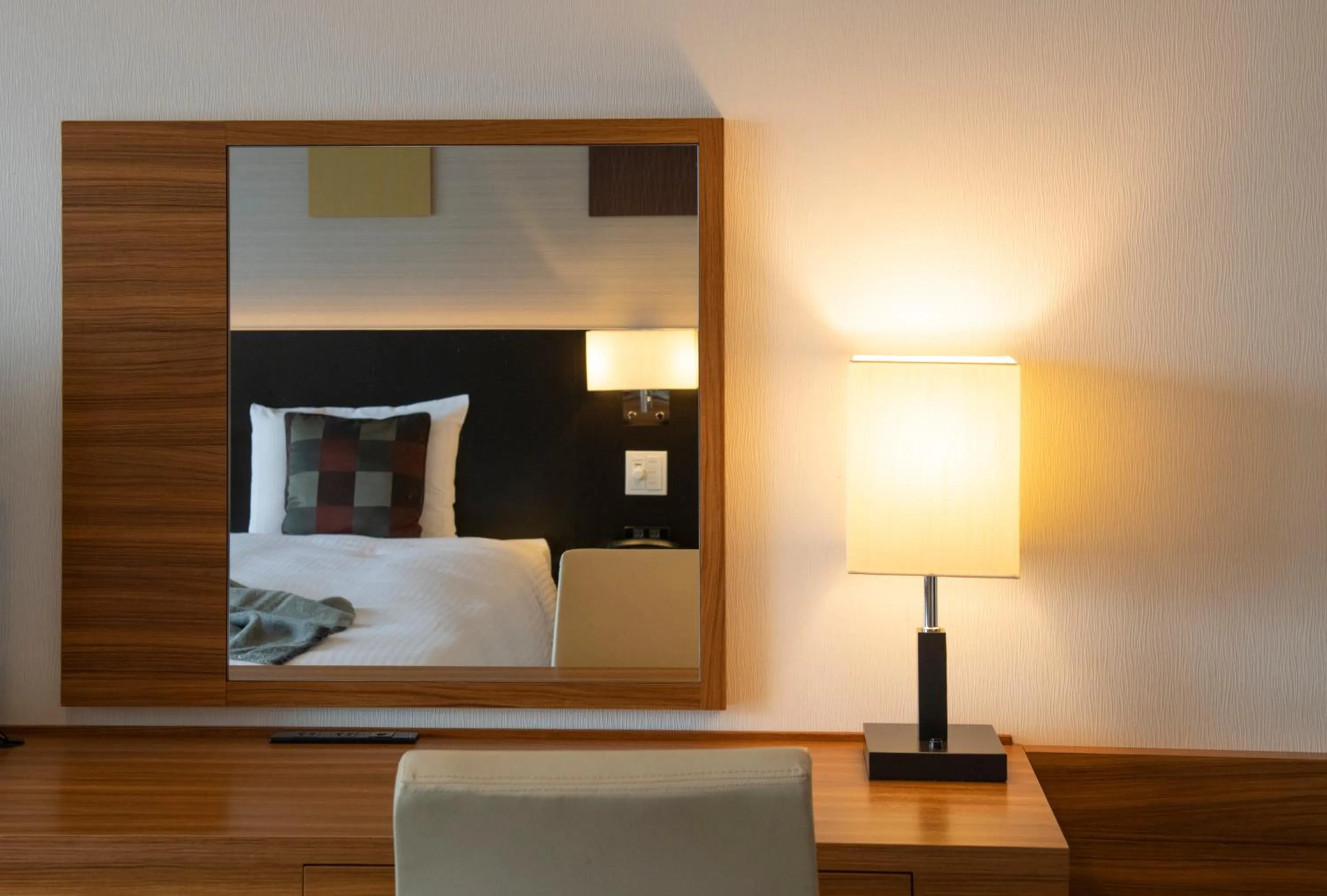 Moderate Queen Non Smoking (Double Use) in Mitsui Garden Hotel Chiba