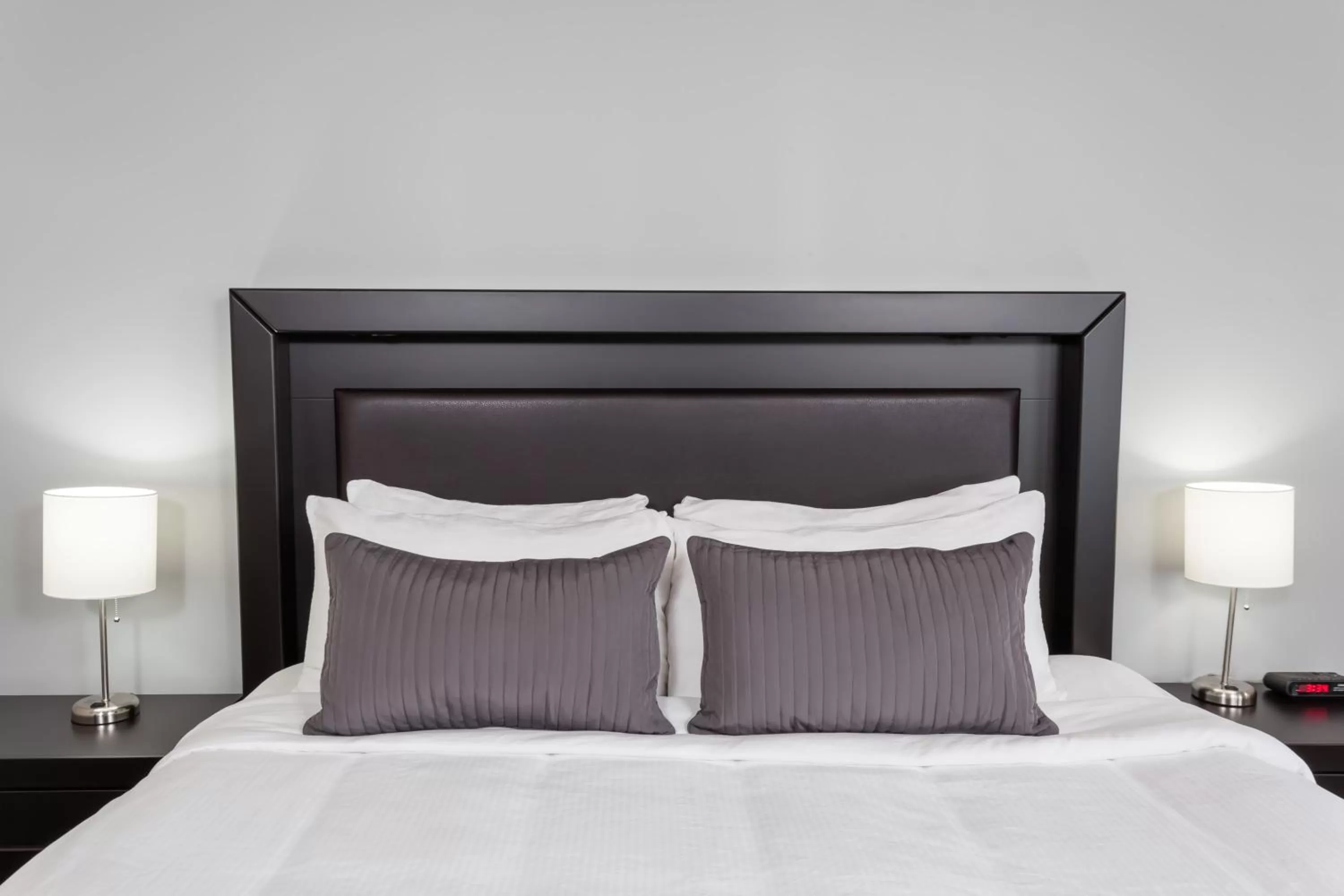 King Room - Non-Smoking in Baymont by Wyndham Glenview