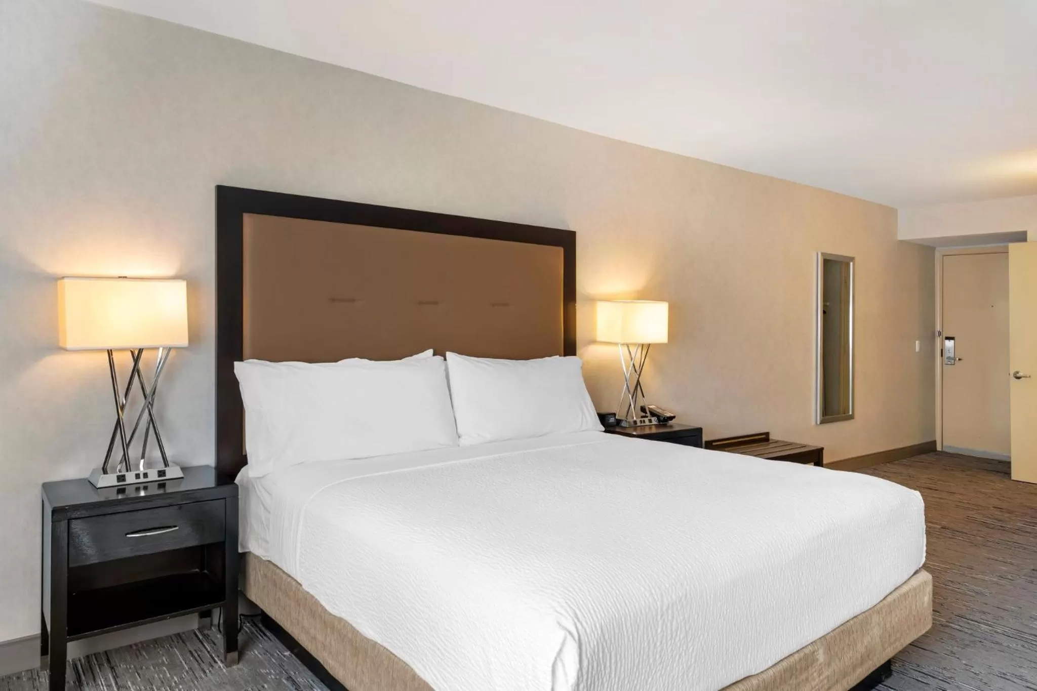 Standard King Room with Mobility Accessible Roll-In Shower in Holiday Inn Express San Bernardino Colton by IHG