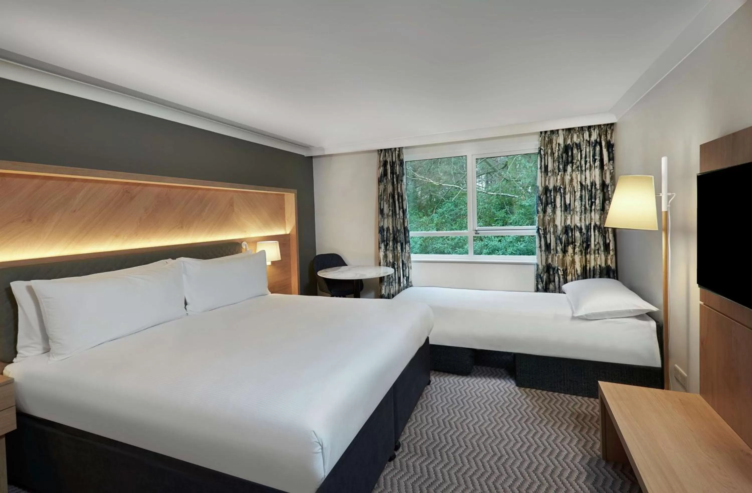 King Executive Room with Double Sofa and Bath in Hilton Cobham