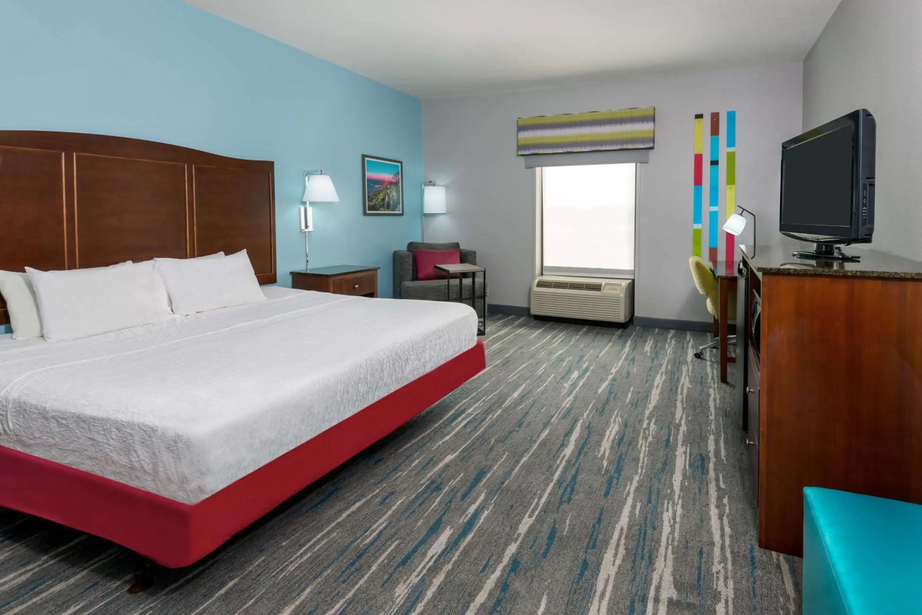 King Room - Mobility Access/Non-Smoking in Hampton Inn & Suites Winston-Salem/University Area