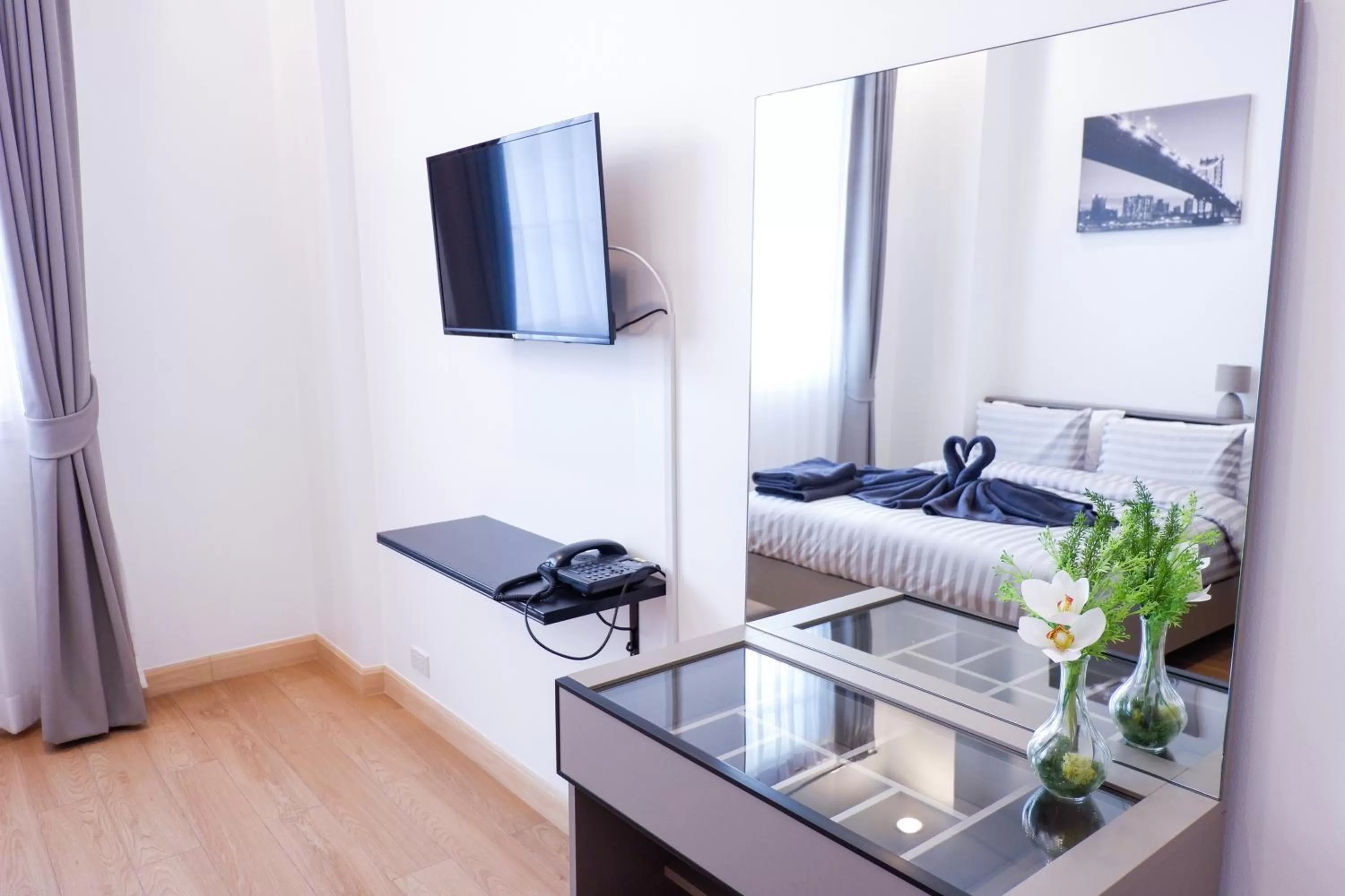 Deluxe Double Room with Balcony - single occupancy in The Square 101