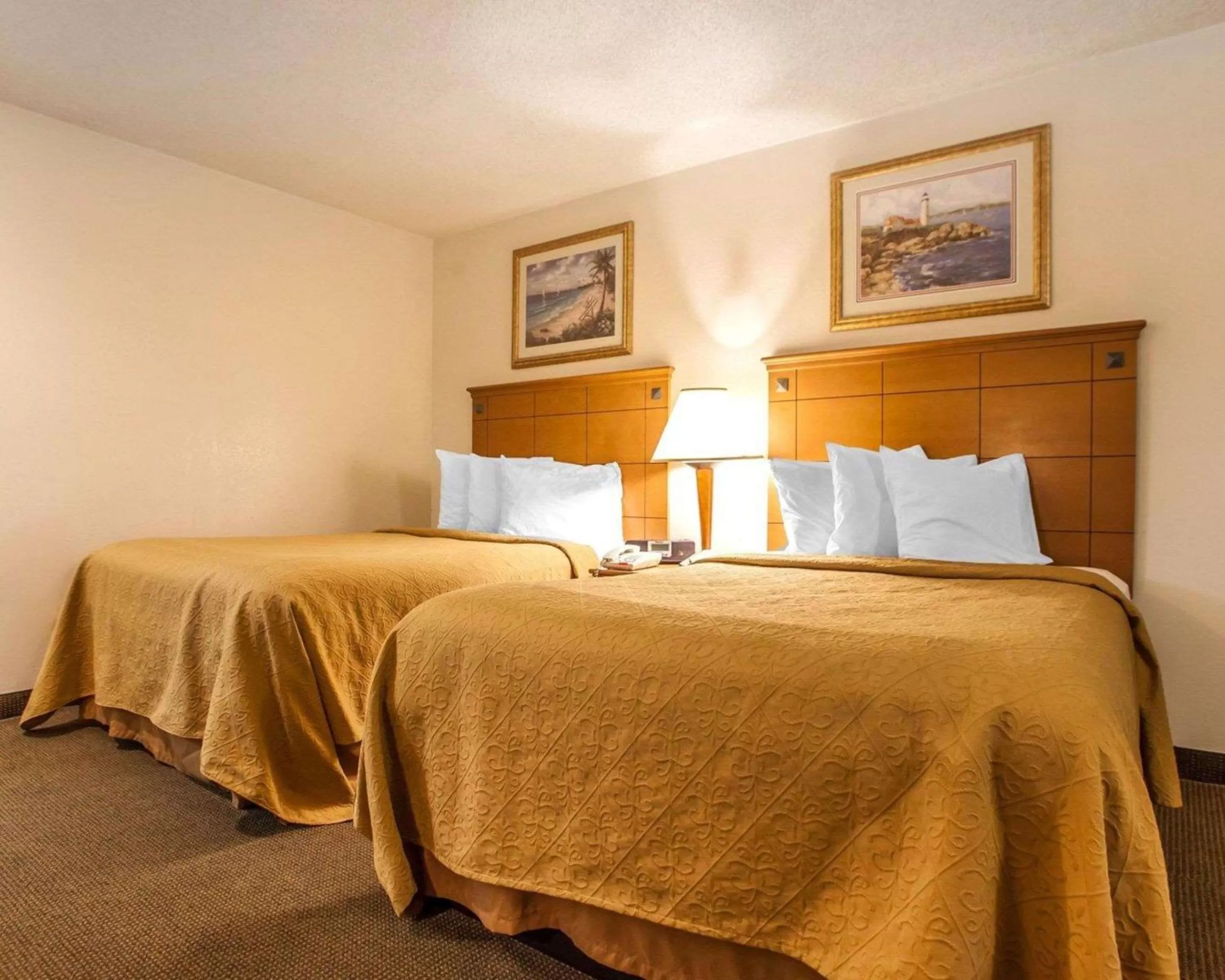Double Room with Two Double Beds in Rodeway Inn Point Pleasant Beach