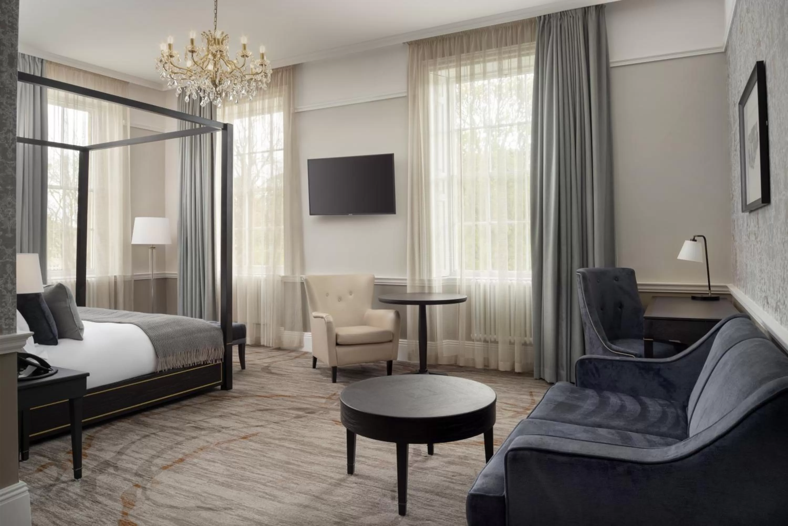 Junior Suite with Wellness and Fitness Access in Buxton Crescent