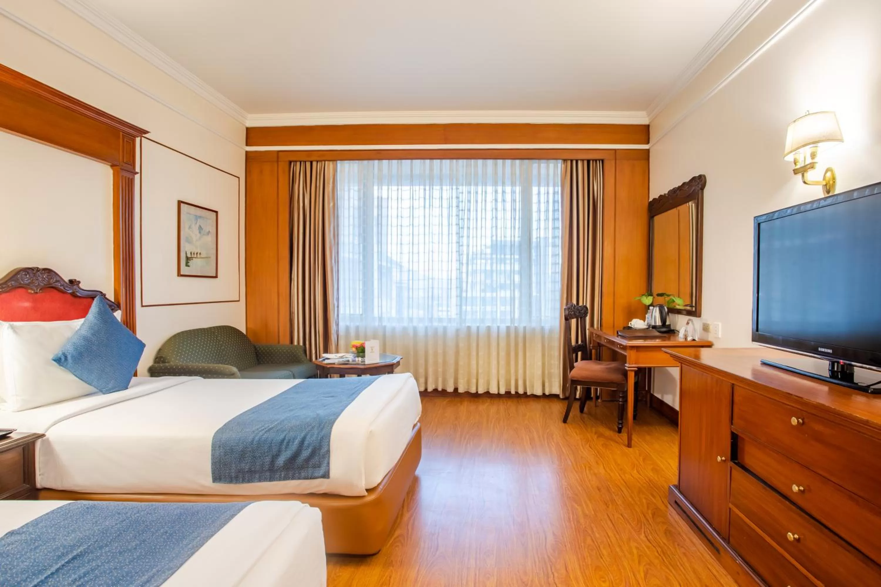 Club Twin Room - single occupancy -  20% discount on Spa & Laundry and one way Airport pick up  in The Everest Hotel