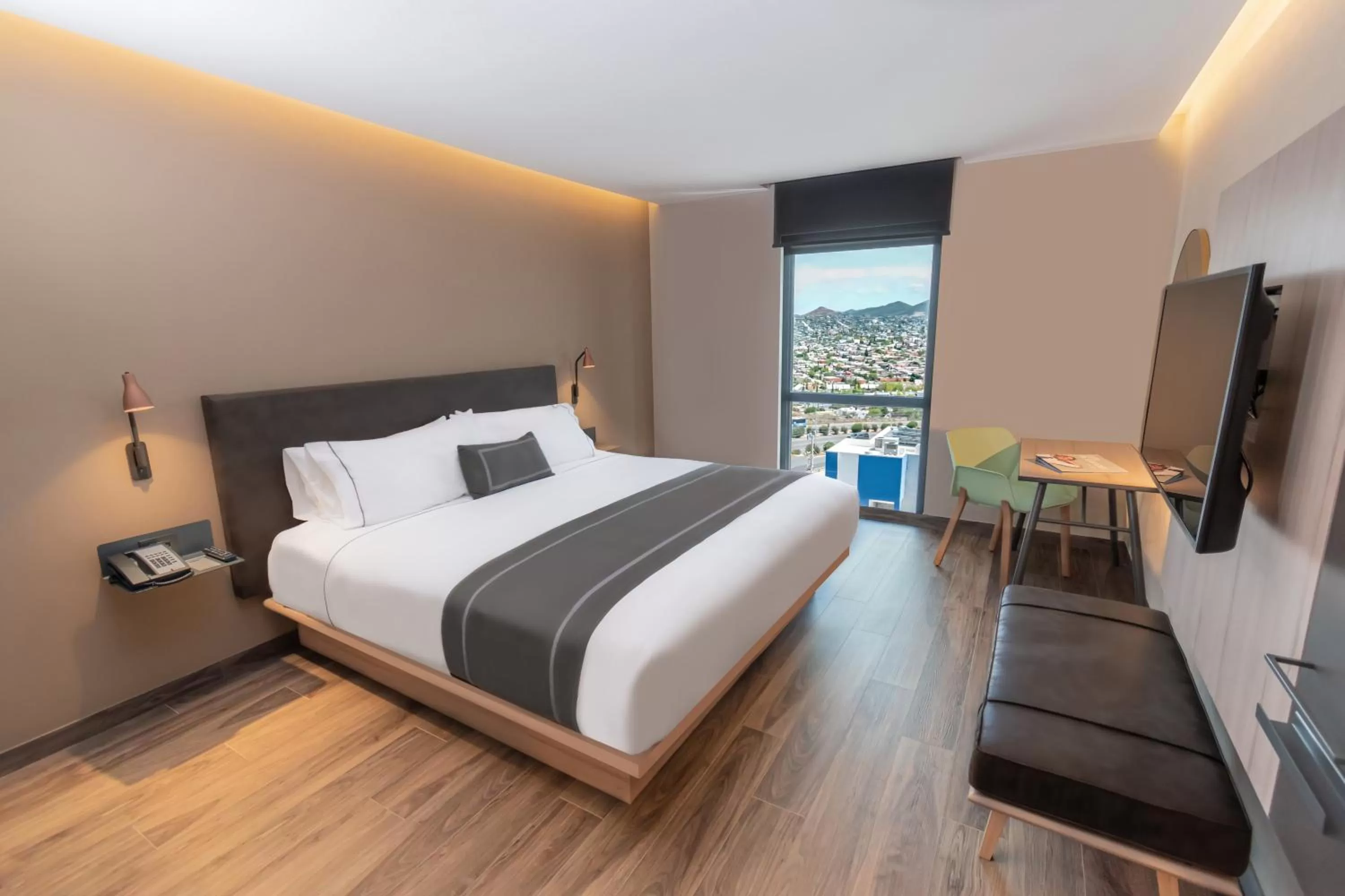 Standard King Room in Highland Chihuahua