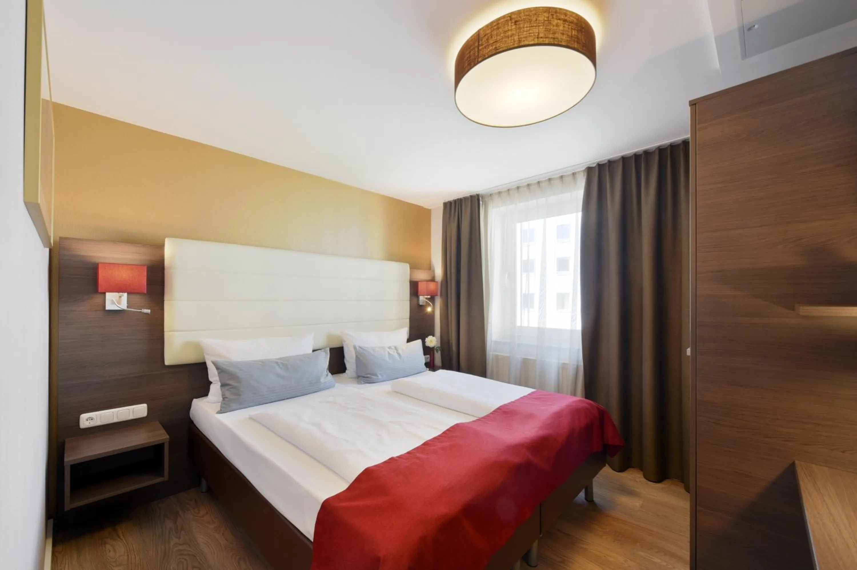 Four-Room Apartment in KOOS Hotel&Apartments - City Aparthotel