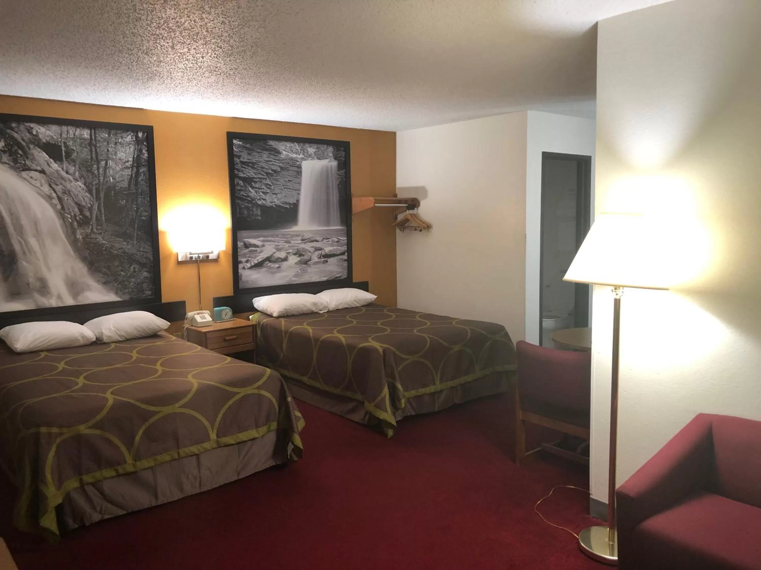 Suite with Two Double Beds - Non-Smoking in Super 8 by Wyndham Front Royal