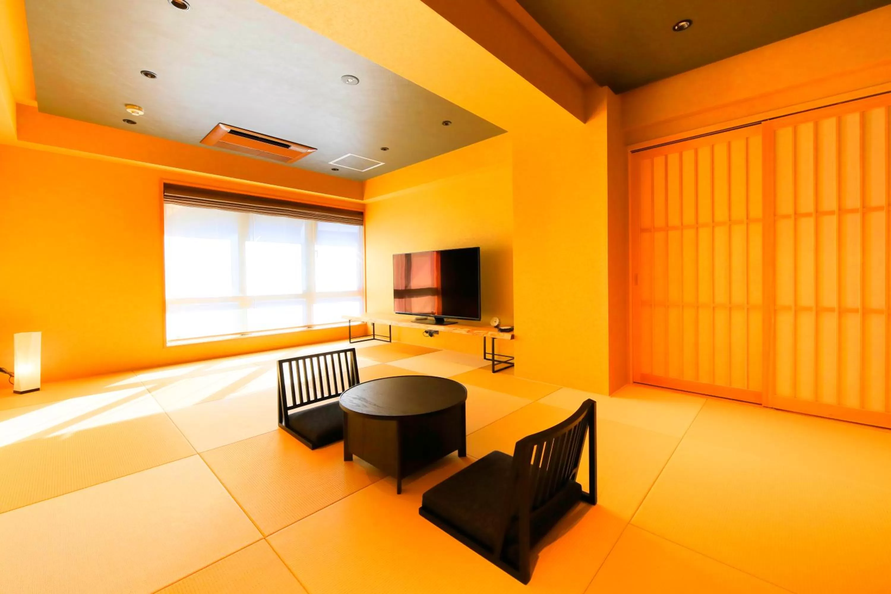 Japanese-Style Room,View of traditional townscape,Non Smoking in Waqoo Naritasanmonzen