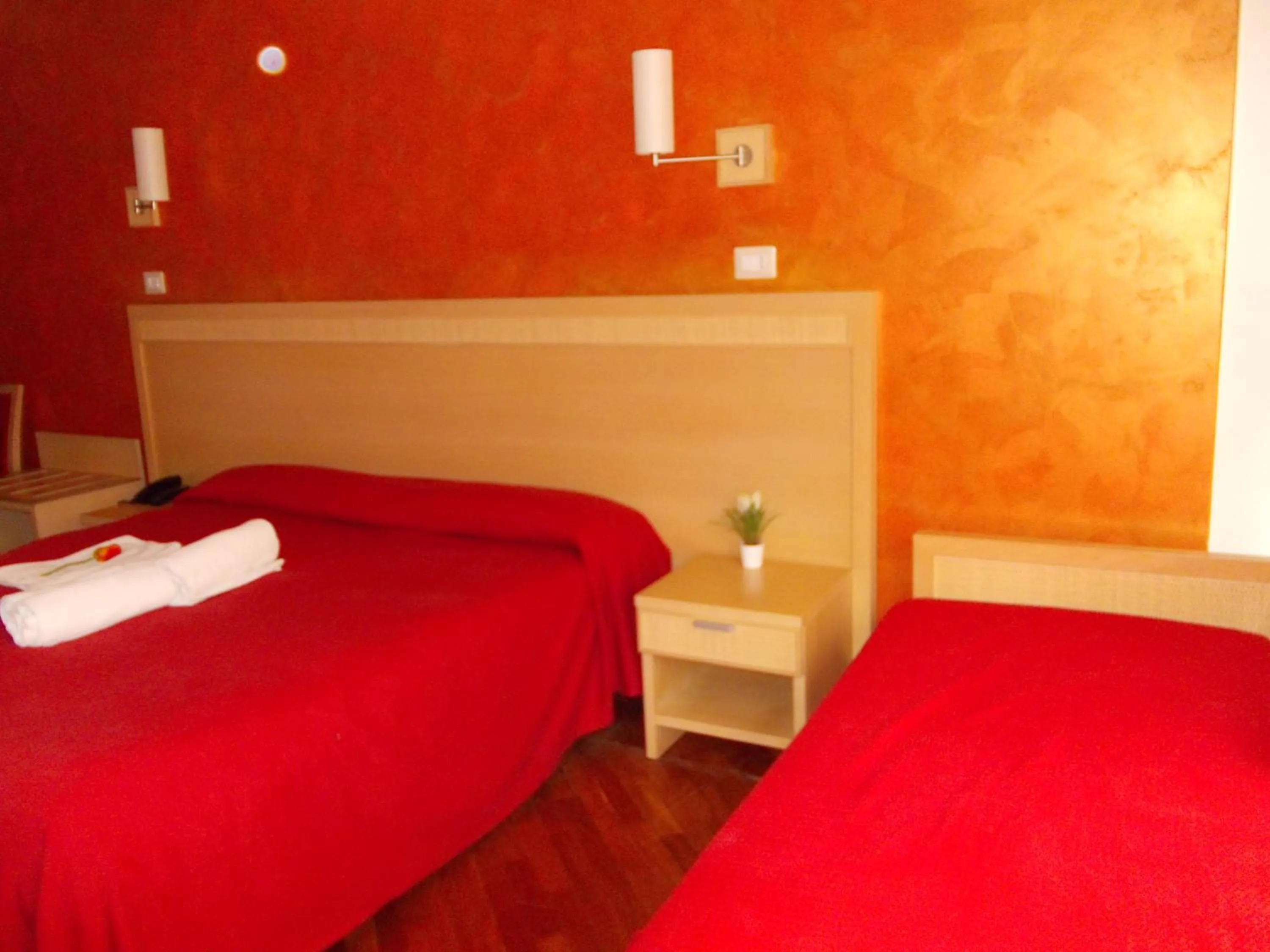 Triple Room in Hotel Catania Town