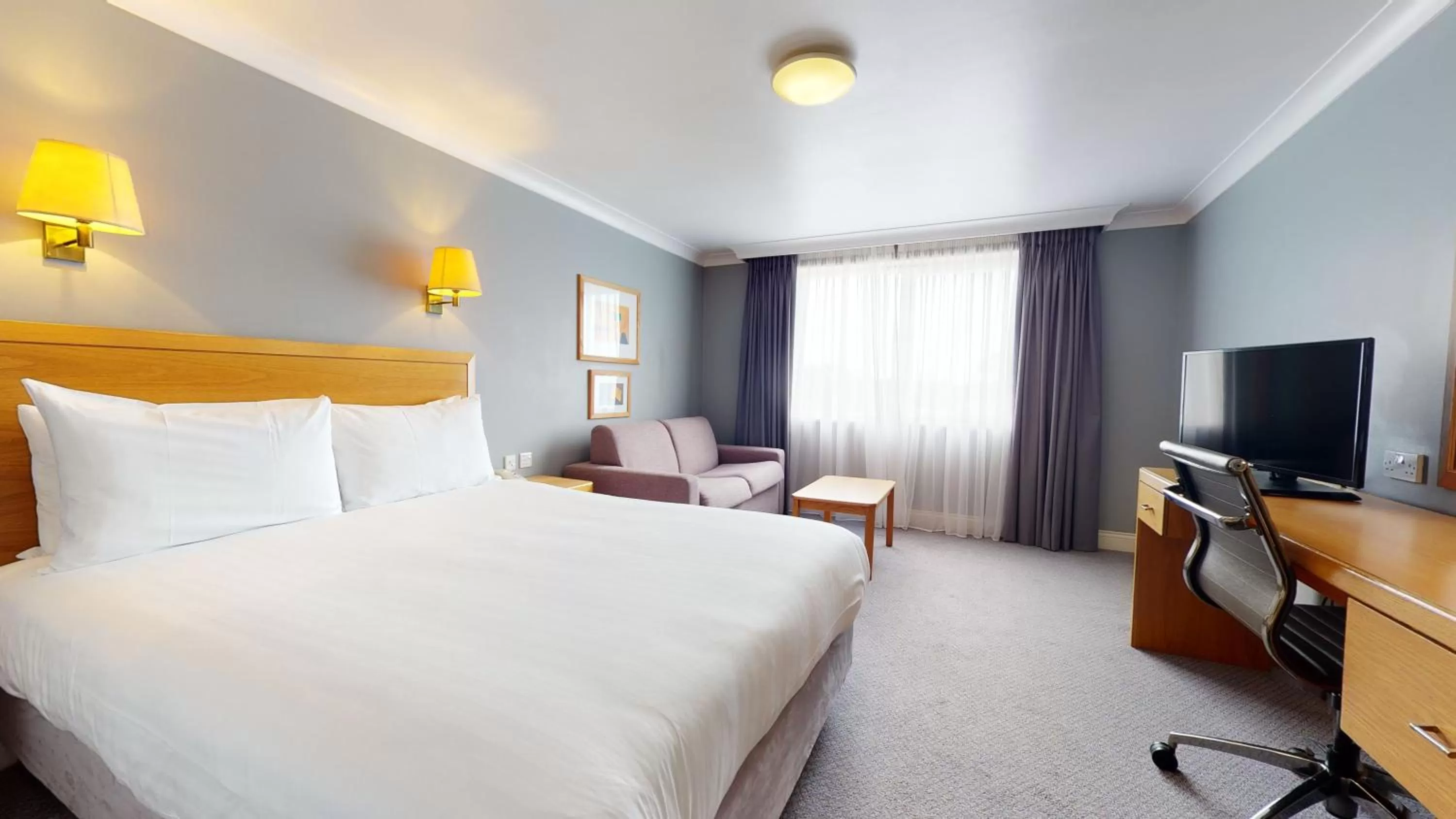 Premium Double Room in Holiday Inn Basildon by IHG