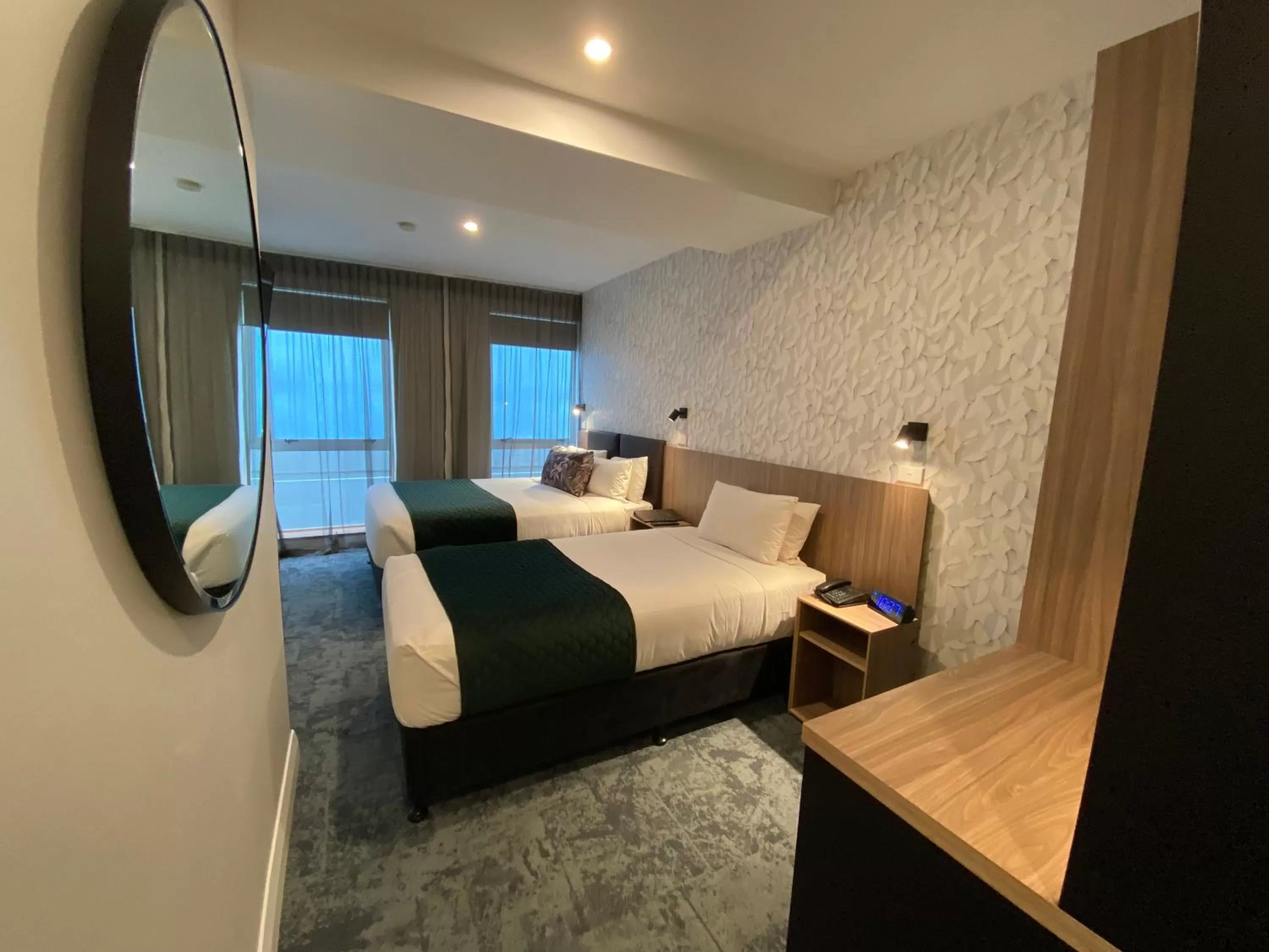 Deluxe Twin Room in Trinity Hotel