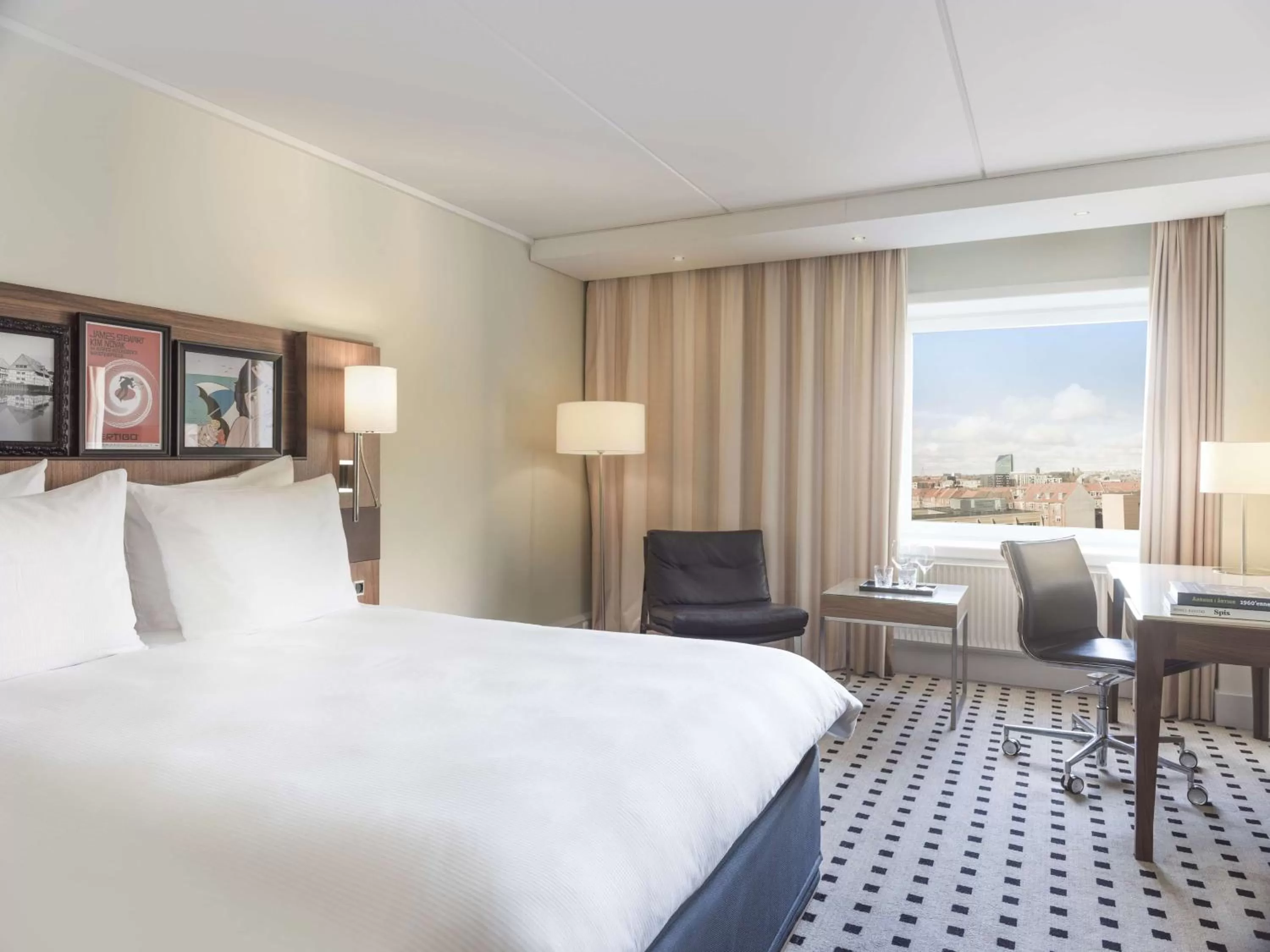 Superior Room with City View - High Floor in Radisson Blu Scandinavia Hotel Aarhus