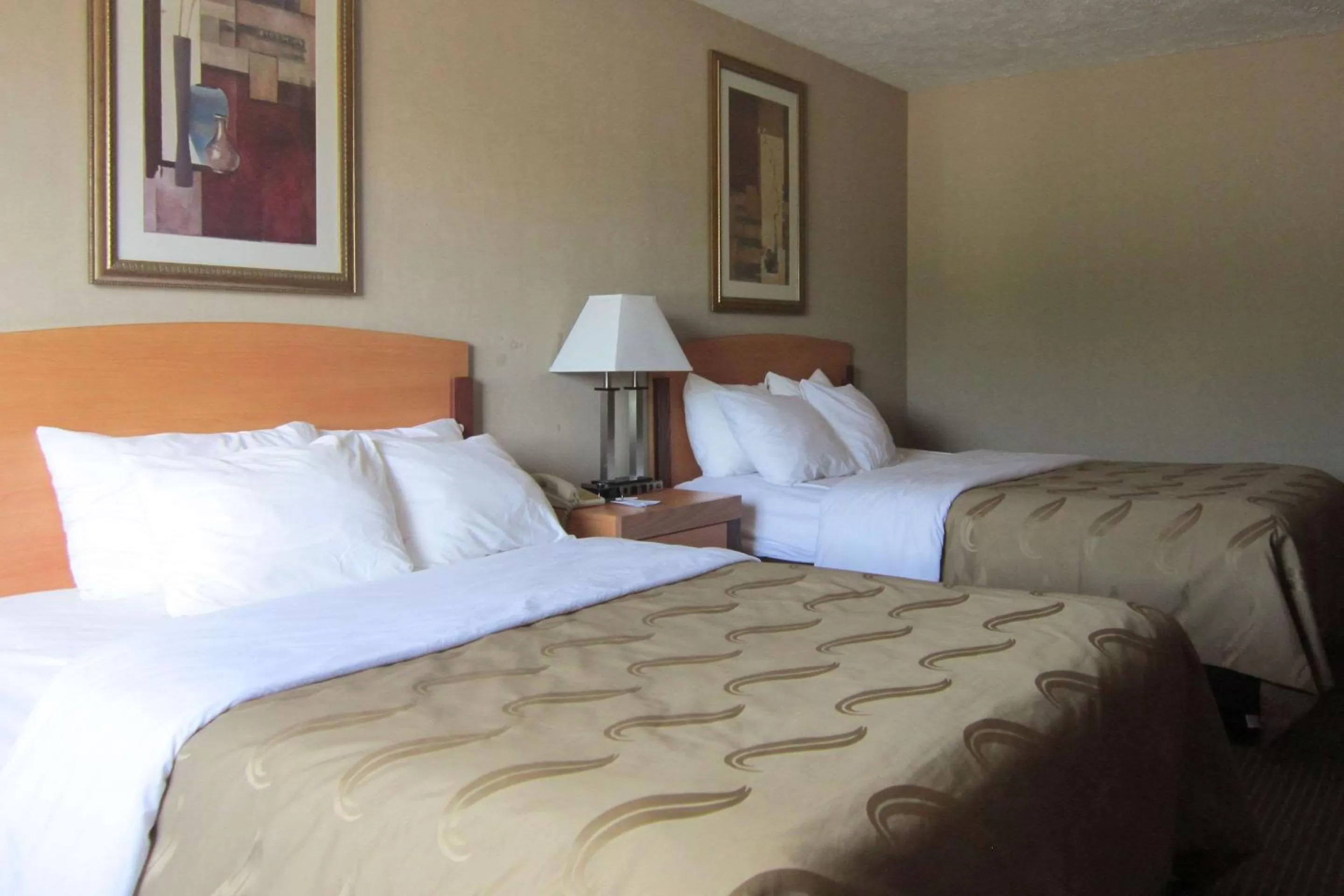 Queen Room with Two Queen Beds in Quality Inn Nashville - Bloomington