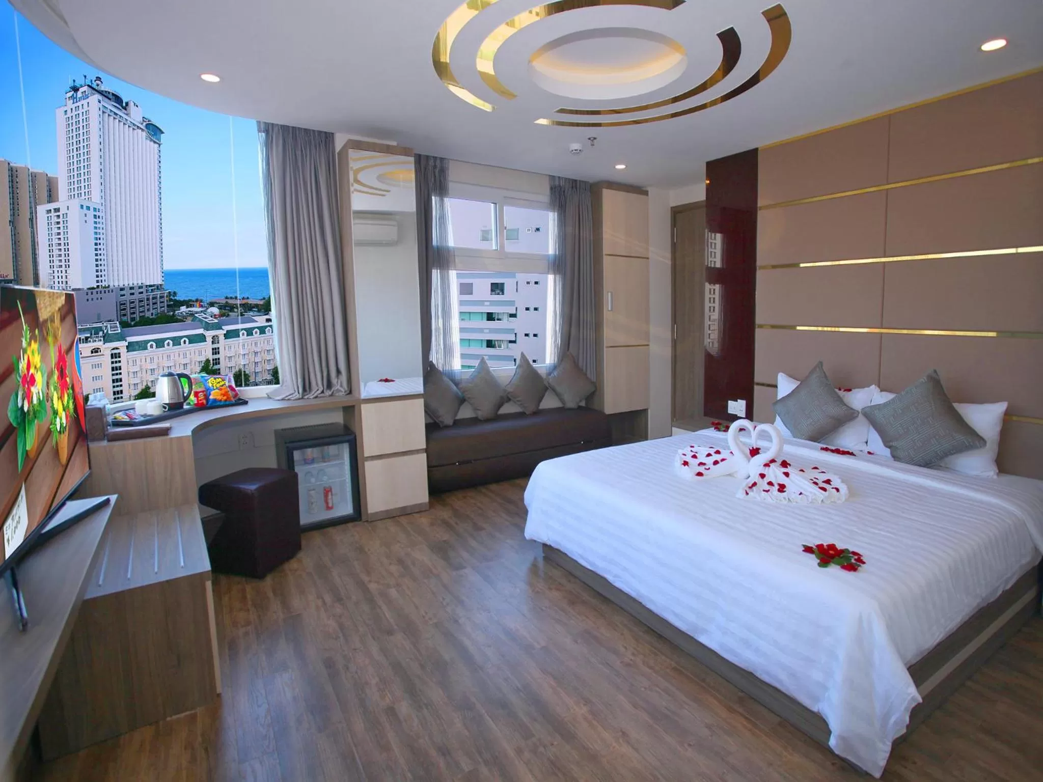 Deluxe Double or Twin Room in New Sun Hotel