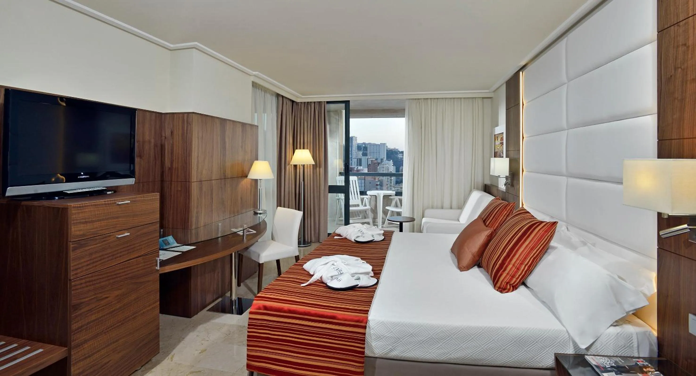 The Level Grand Premium Double Room with Executive Lounge Access in Melia Benidorm