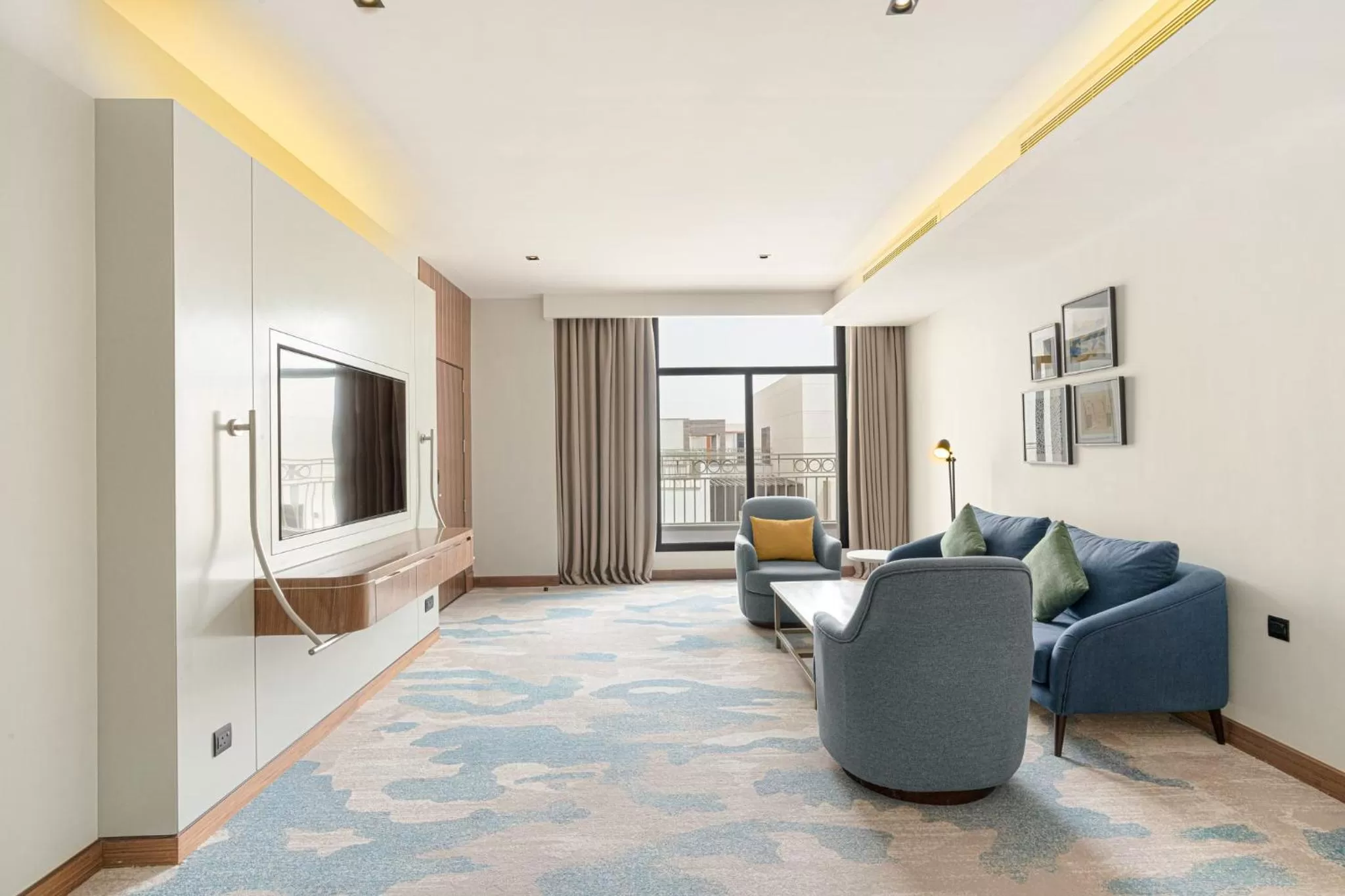 One-Bedroom Suite with Kitchen in Holiday Inn Riyadh The Business District by IHG