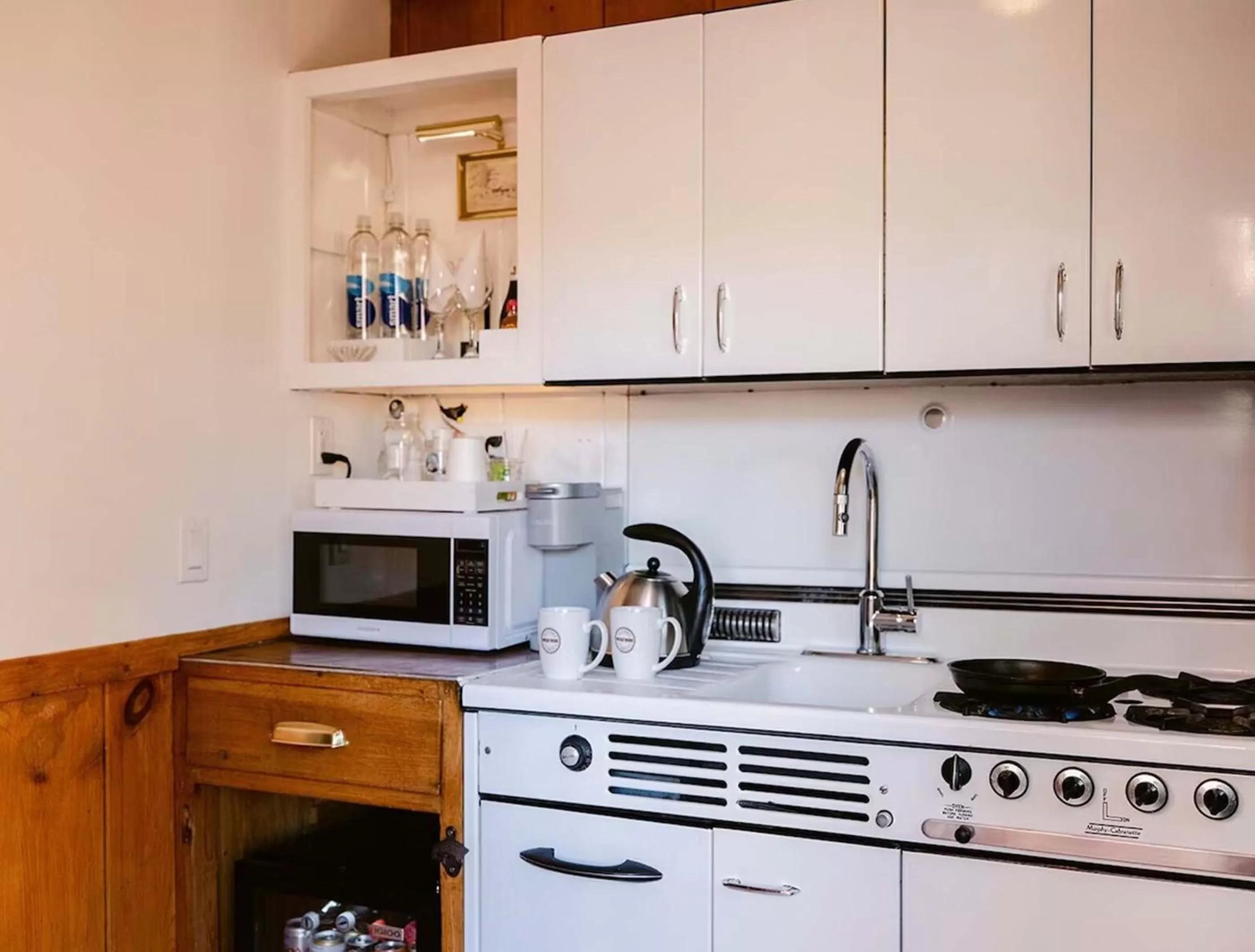 Deluxe Fireplace Cabin in Grand Pine Cabins